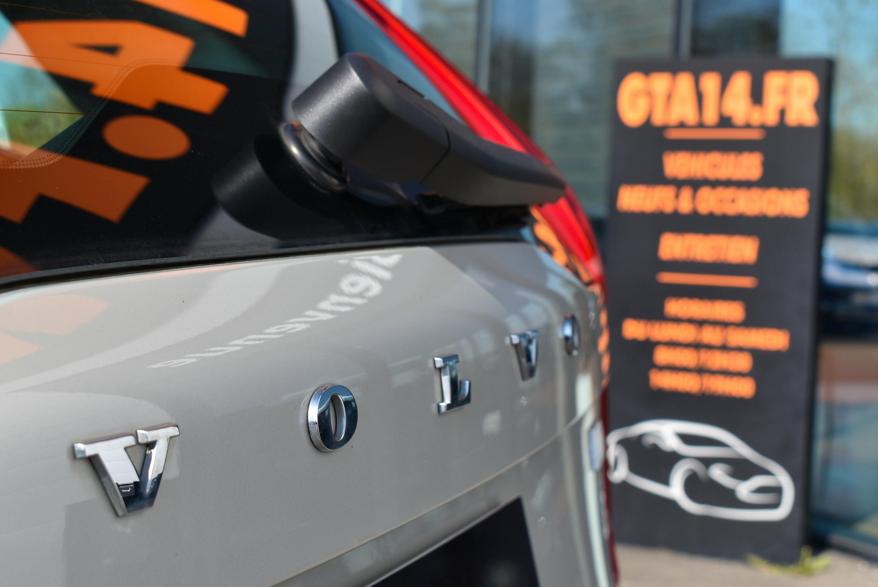 Volvo XC90  T8 AWD 303 + 87CH MOMENTUM GEARTRONIC occasion - Photo 19