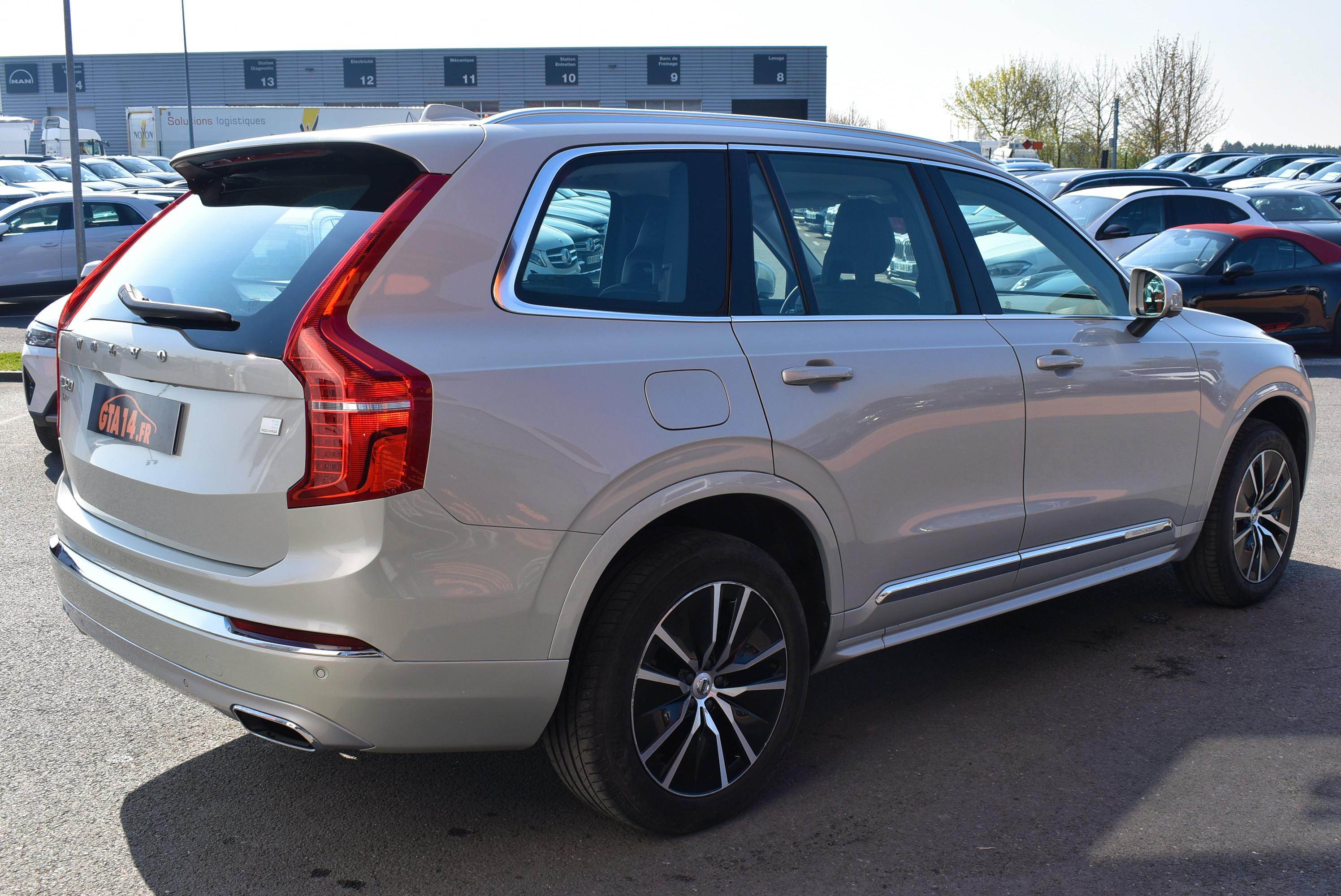 Volvo XC90  T8 AWD 303 + 87CH MOMENTUM GEARTRONIC occasion - Photo 2