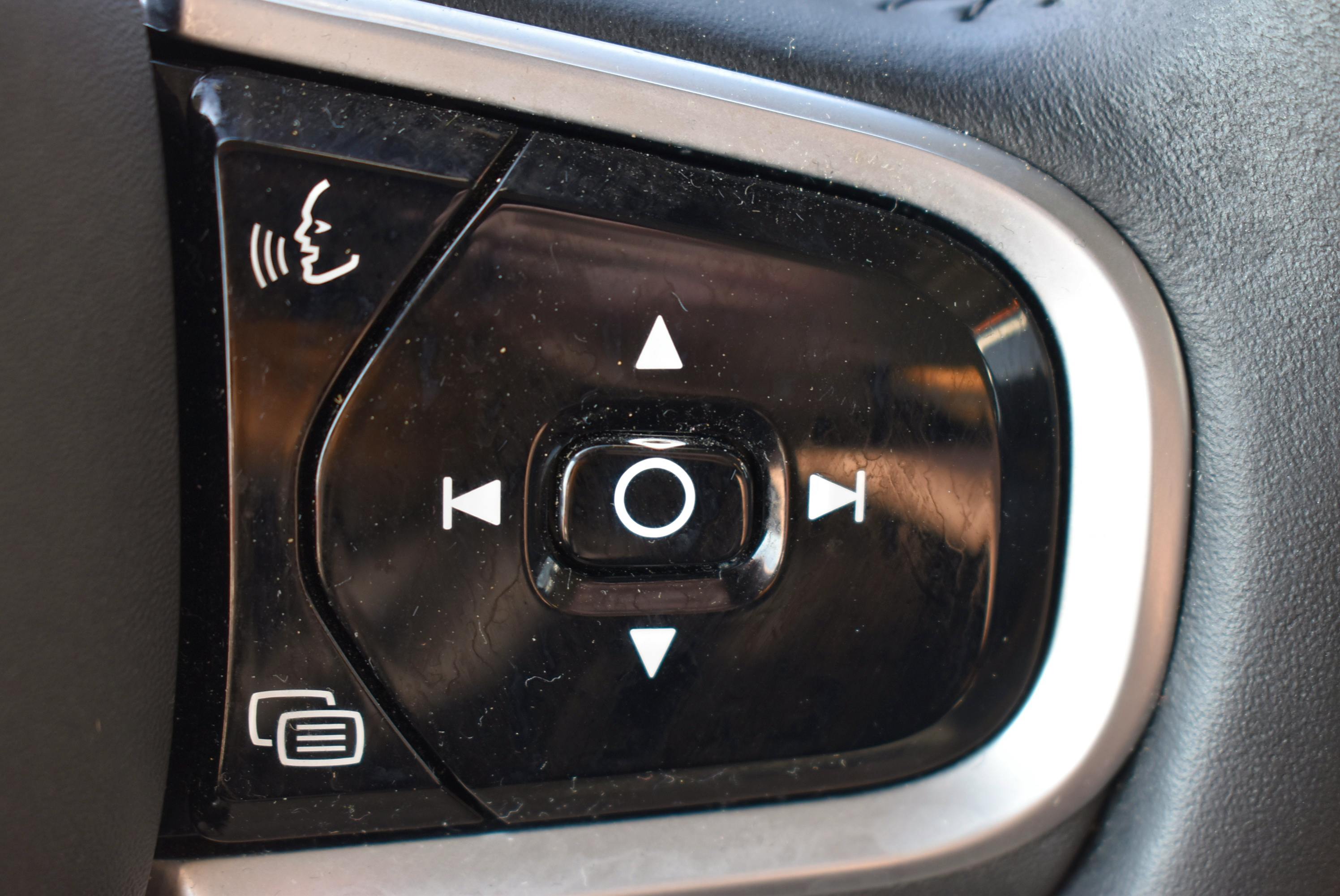 Volvo XC90  T8 AWD 303 + 87CH MOMENTUM GEARTRONIC occasion - Photo 23