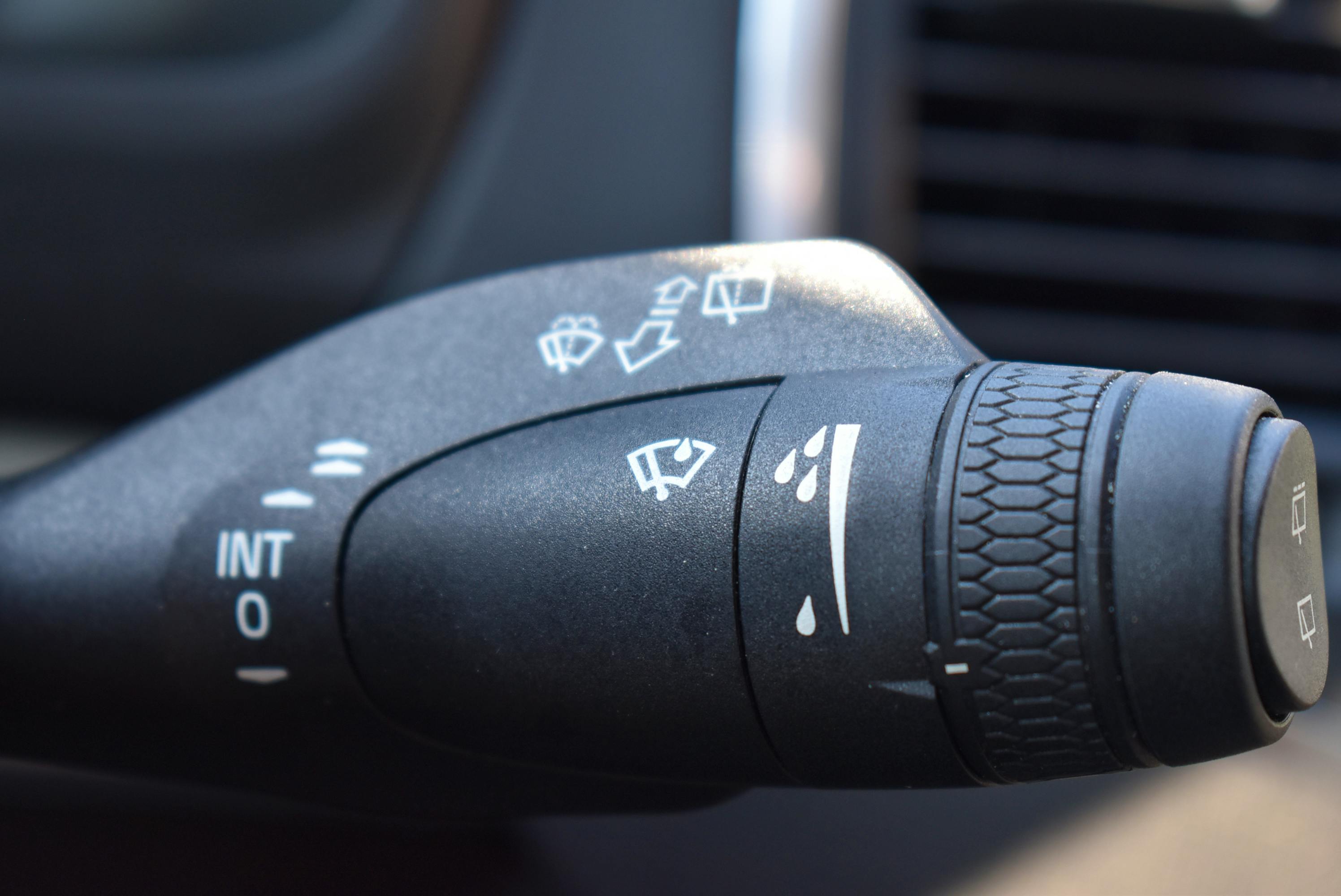 Volvo XC90  T8 AWD 303 + 87CH MOMENTUM GEARTRONIC occasion - Photo 25