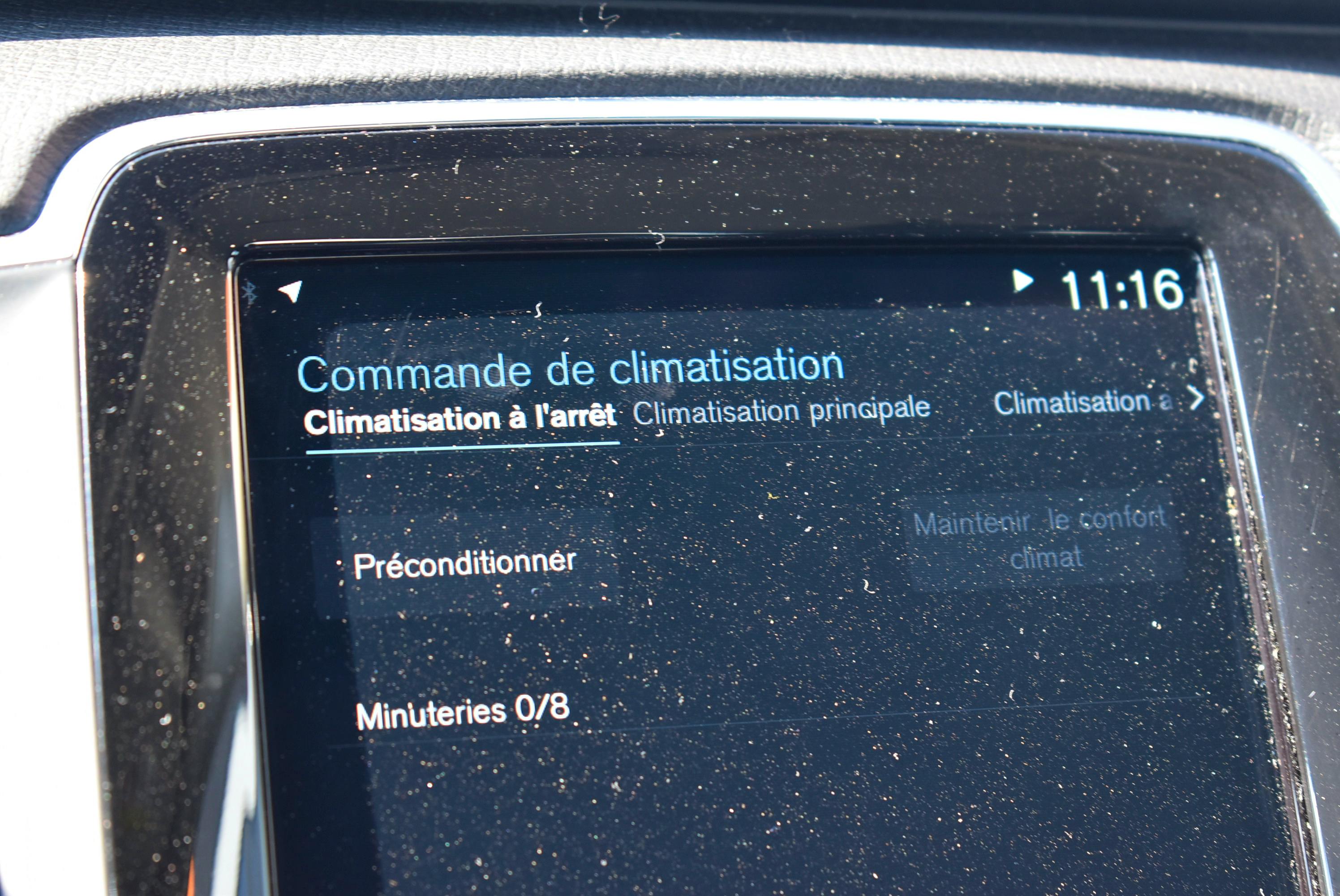 Volvo XC90  T8 AWD 303 + 87CH MOMENTUM GEARTRONIC occasion - Photo 28