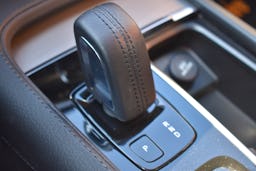 Volvo XC90  T8 AWD 303 + 87CH MOMENTUM GEARTRONIC occasion - Photo 33