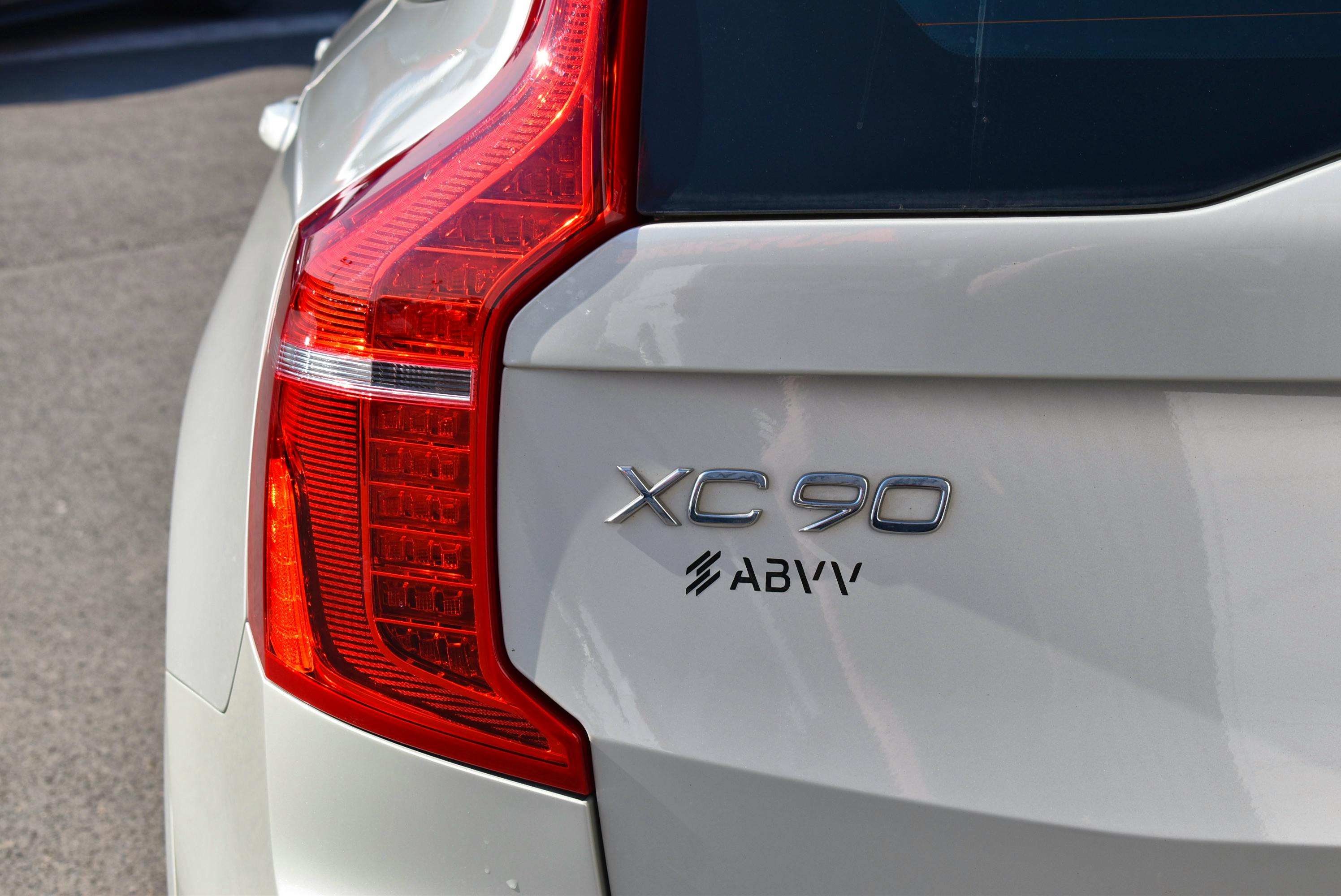 Volvo XC90  T8 AWD 303 + 87CH MOMENTUM GEARTRONIC occasion - Photo 41