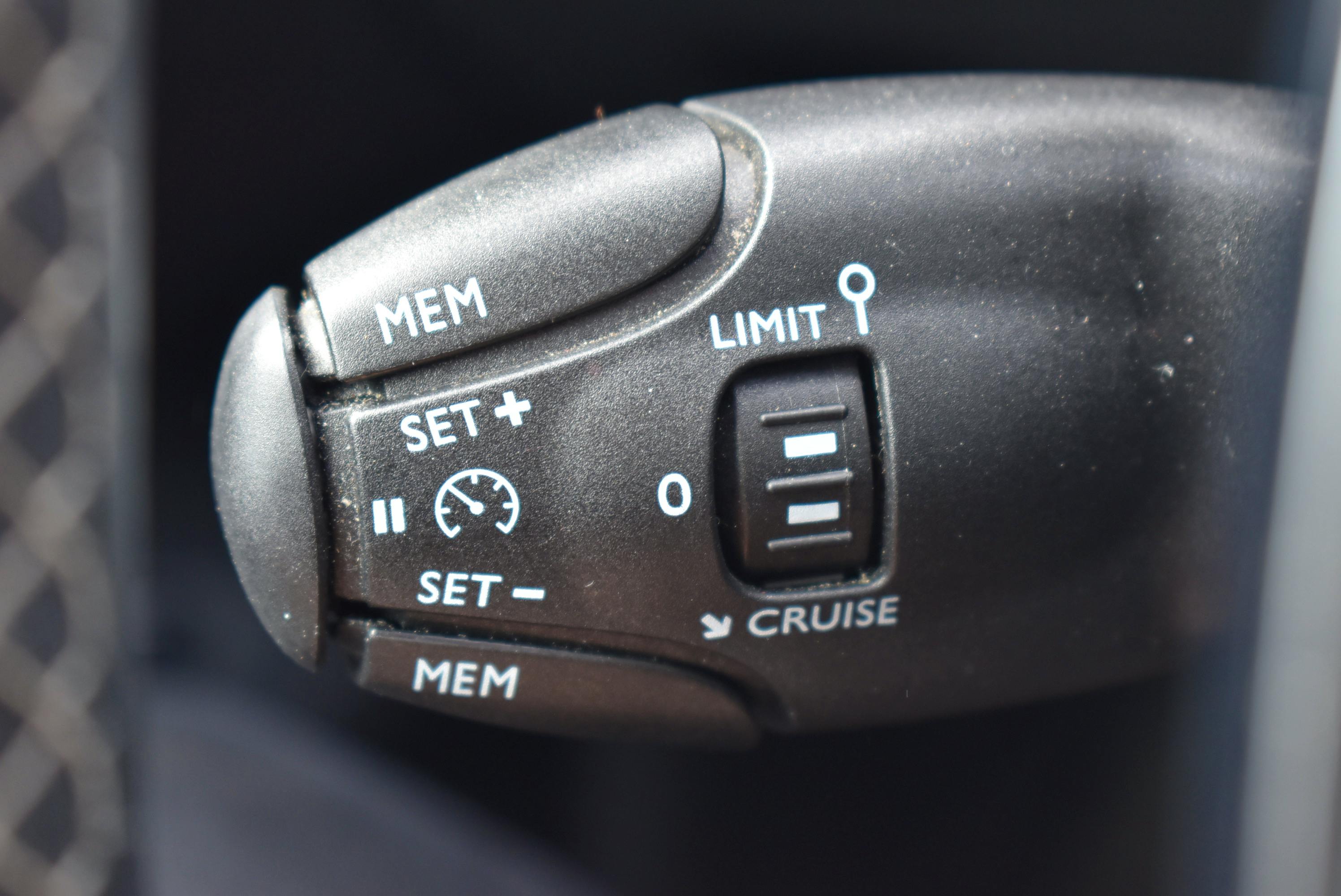 Peugeot 3008  HYBRID 225CH ALLURE E-EAT8 10CV occasion - Photo 27