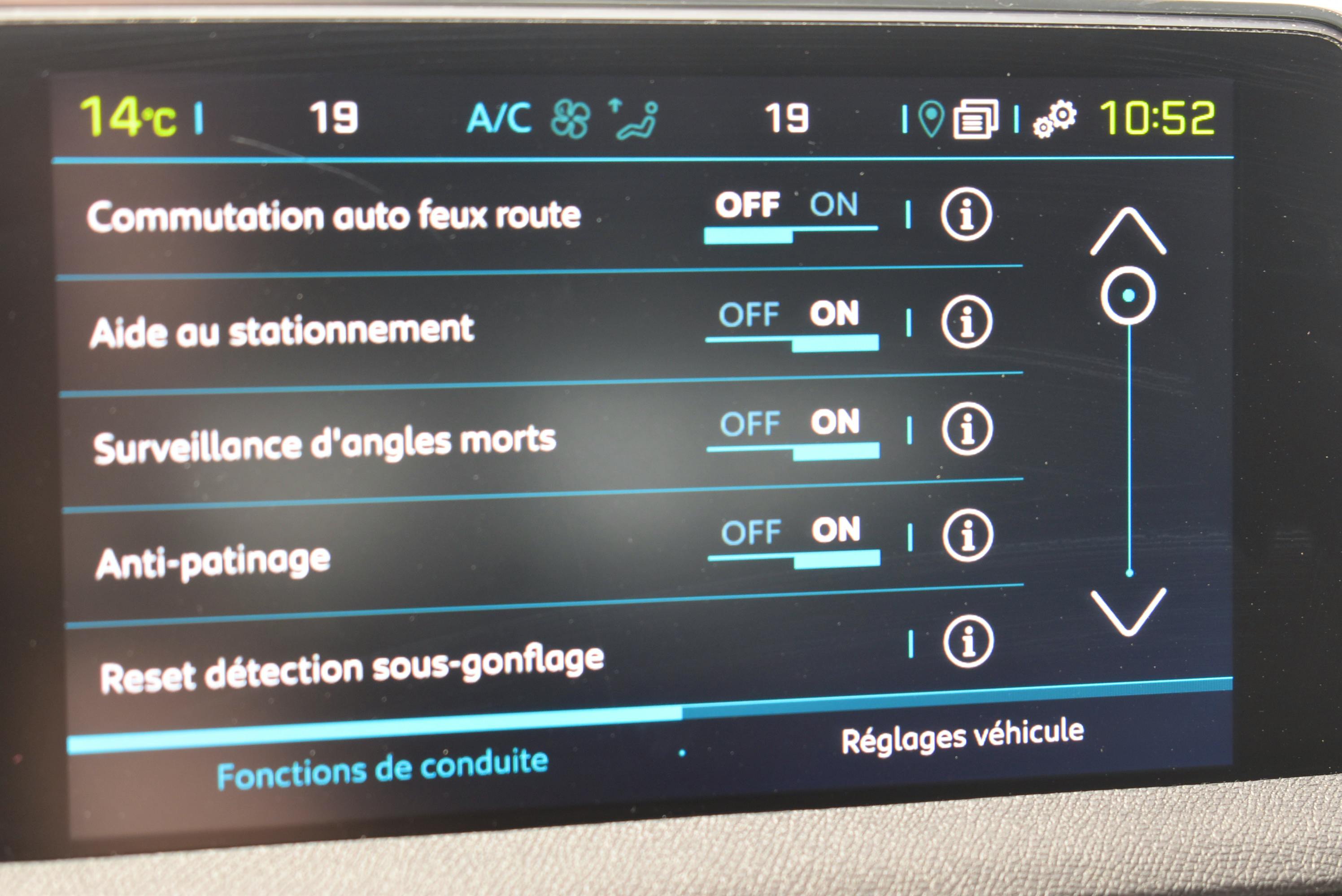 Peugeot 3008  HYBRID 225CH ALLURE E-EAT8 10CV occasion - Photo 31