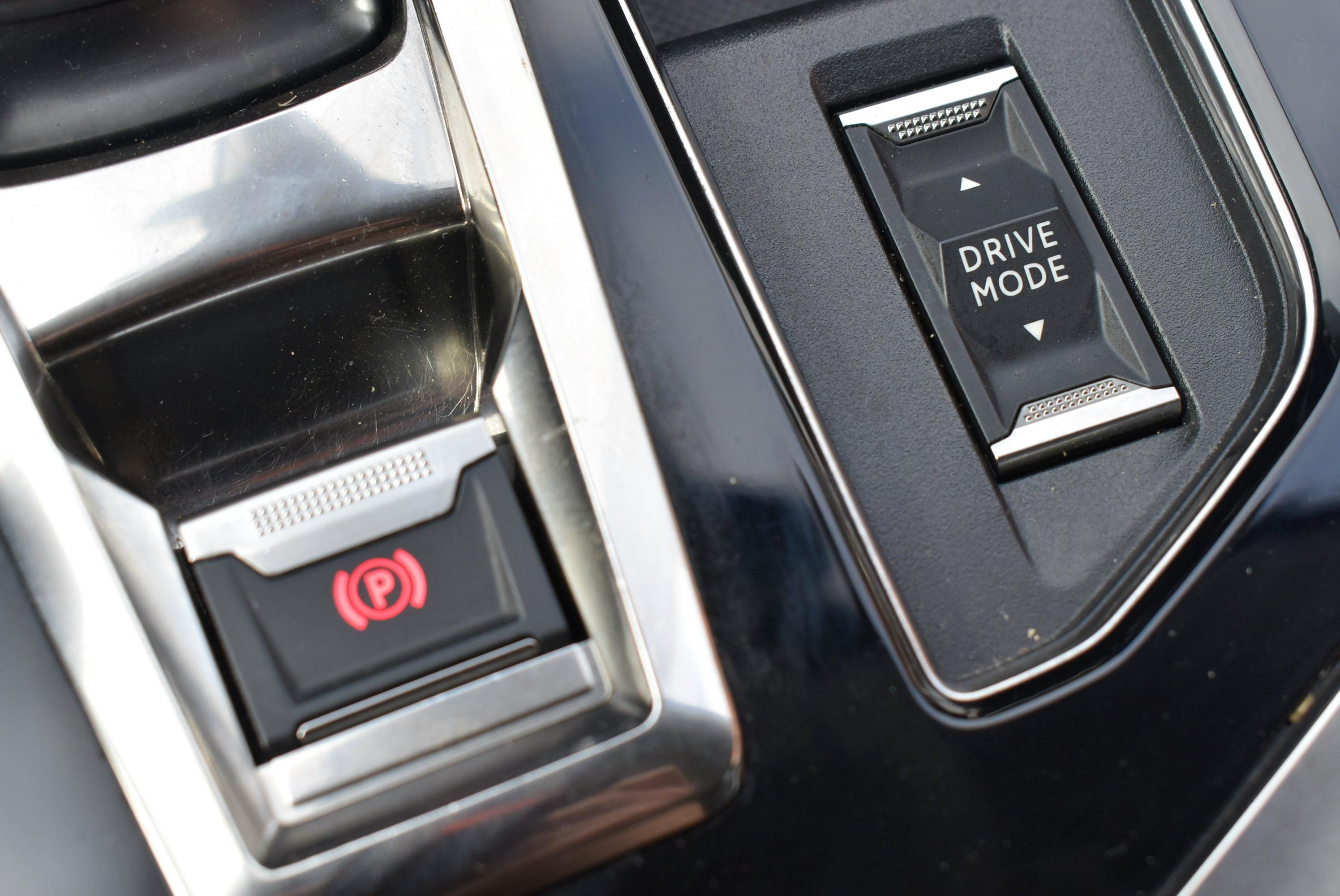 Peugeot 3008  HYBRID 225CH ALLURE E-EAT8 10CV occasion - Photo 38