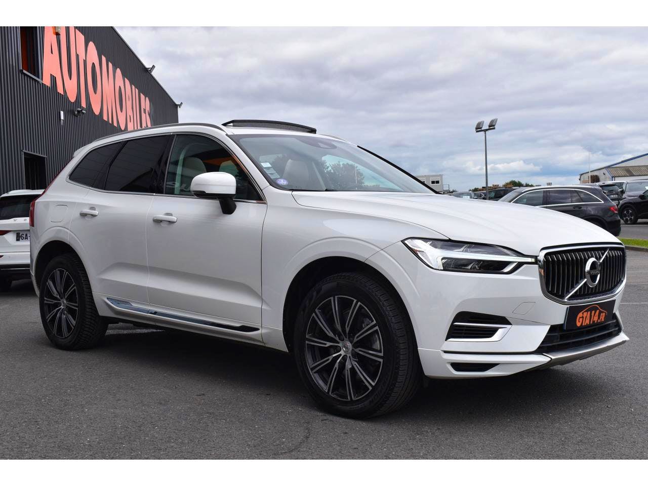 Volvo XC60  T8 Twin Engine 303 ch + 87 ch Geartronic 8 Inscription Luxe occasion - Photo 20