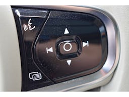 Volvo XC60  T8 Twin Engine 303 ch + 87 ch Geartronic 8 Inscription Luxe occasion - Photo 24
