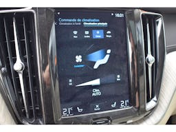 Volvo XC60  T8 Twin Engine 303 ch + 87 ch Geartronic 8 Inscription Luxe occasion - Photo 28