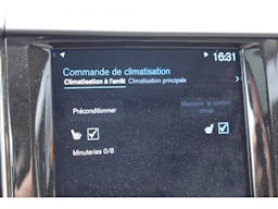 Volvo XC60  T8 Twin Engine 303 ch + 87 ch Geartronic 8 Inscription Luxe occasion - Photo 29