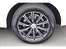 Volvo XC60  T8 Twin Engine 303 ch + 87 ch Geartronic 8 Inscription Luxe occasion - Photo 37