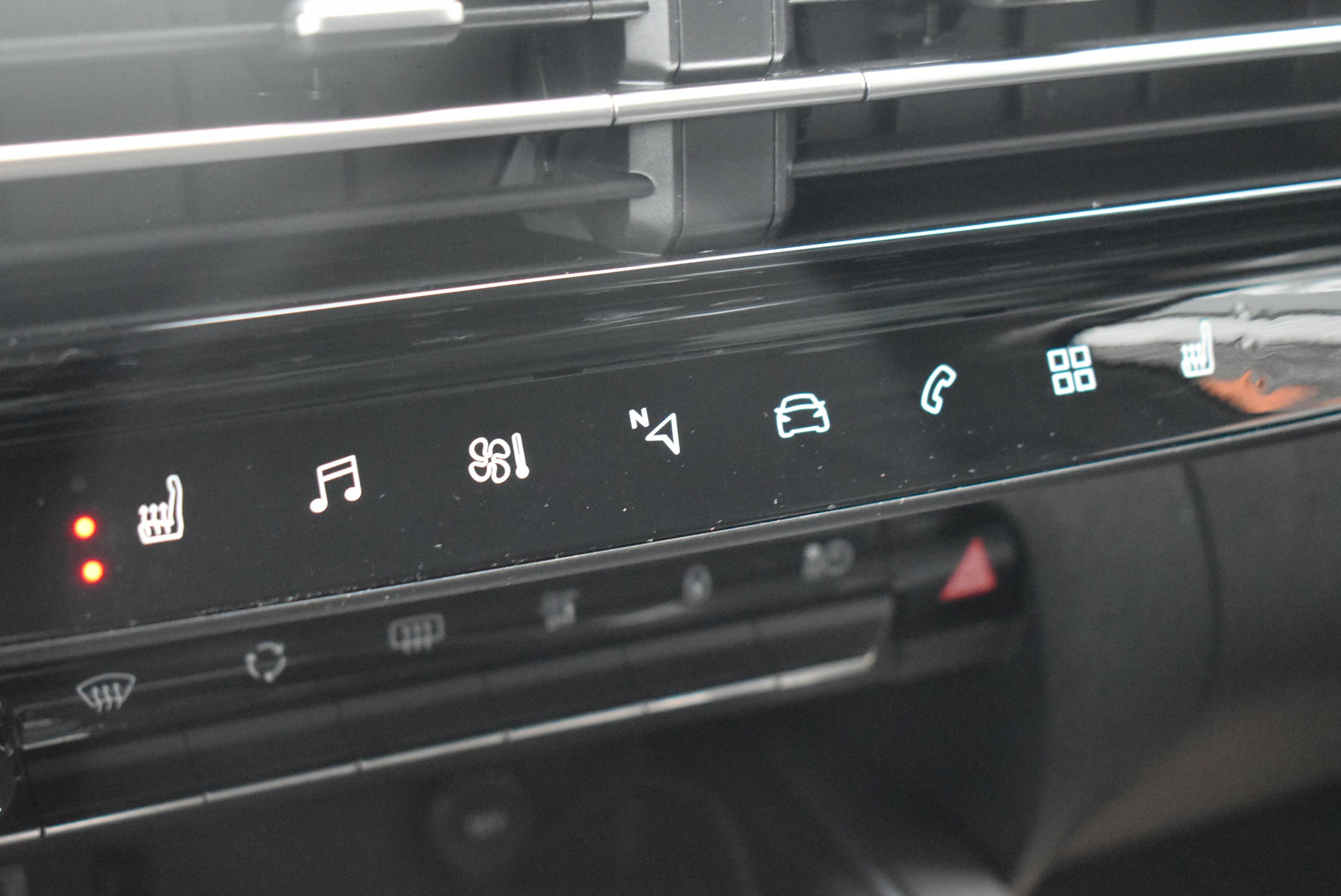 Citroën C5 Aircross  1.6 HYBRIDE RECHARGEABLE 180CH FEEL PACK E-EAT8 occasion - Photo 20