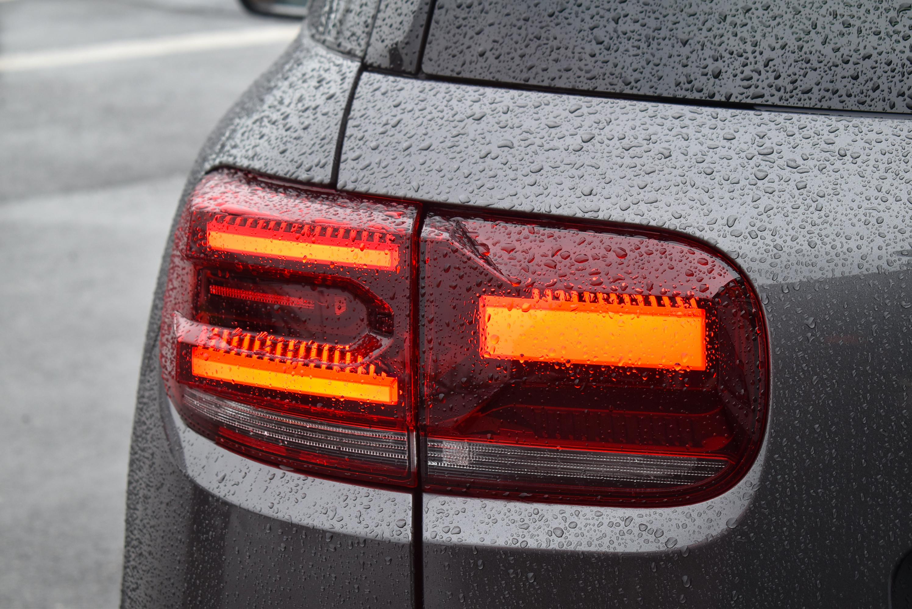 Citroën C5 Aircross  1.6 HYBRIDE RECHARGEABLE 180CH FEEL PACK E-EAT8 occasion - Photo 47