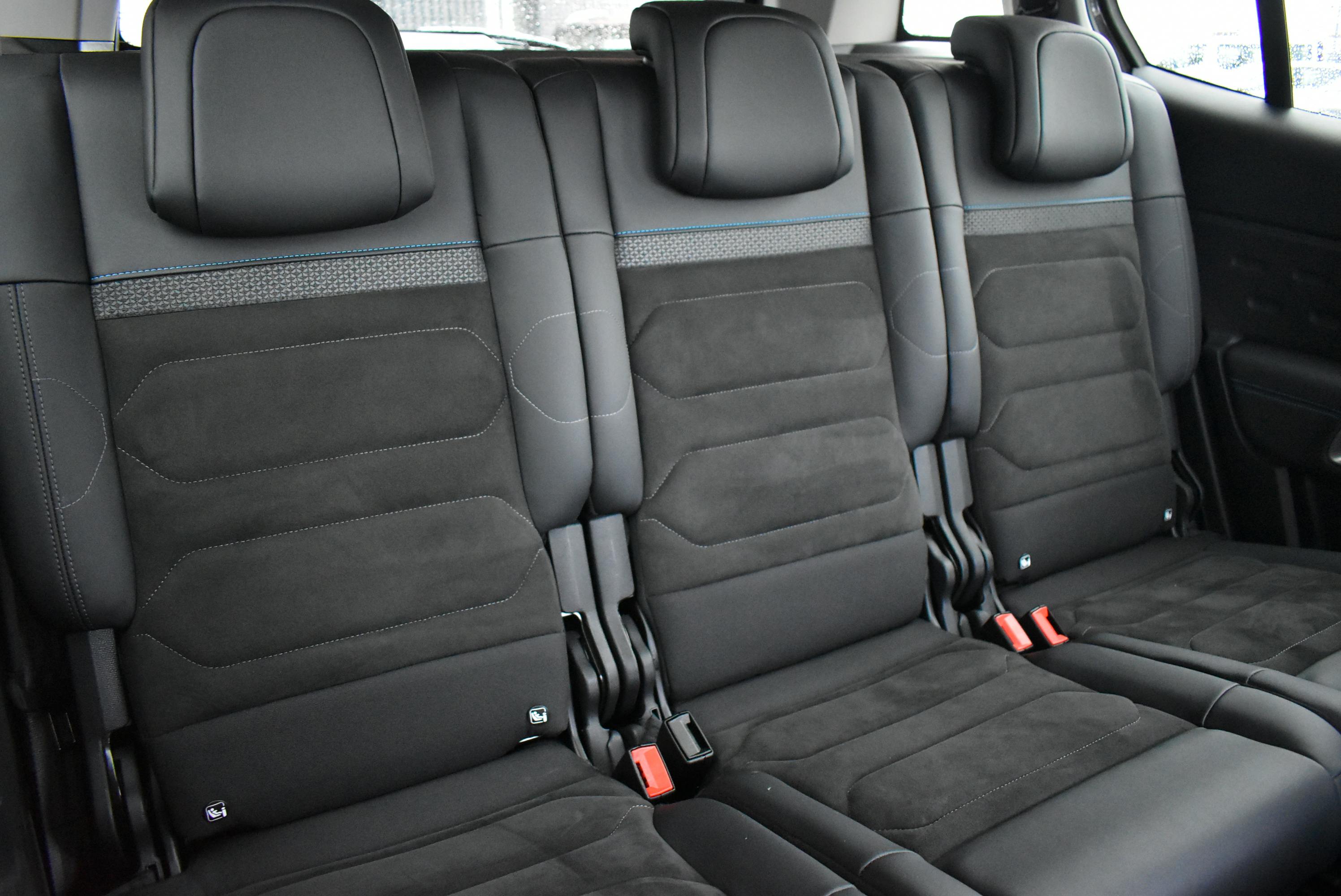 Citroën C5 Aircross  1.6 HYBRIDE RECHARGEABLE 180CH FEEL PACK E-EAT8 occasion - Photo 5