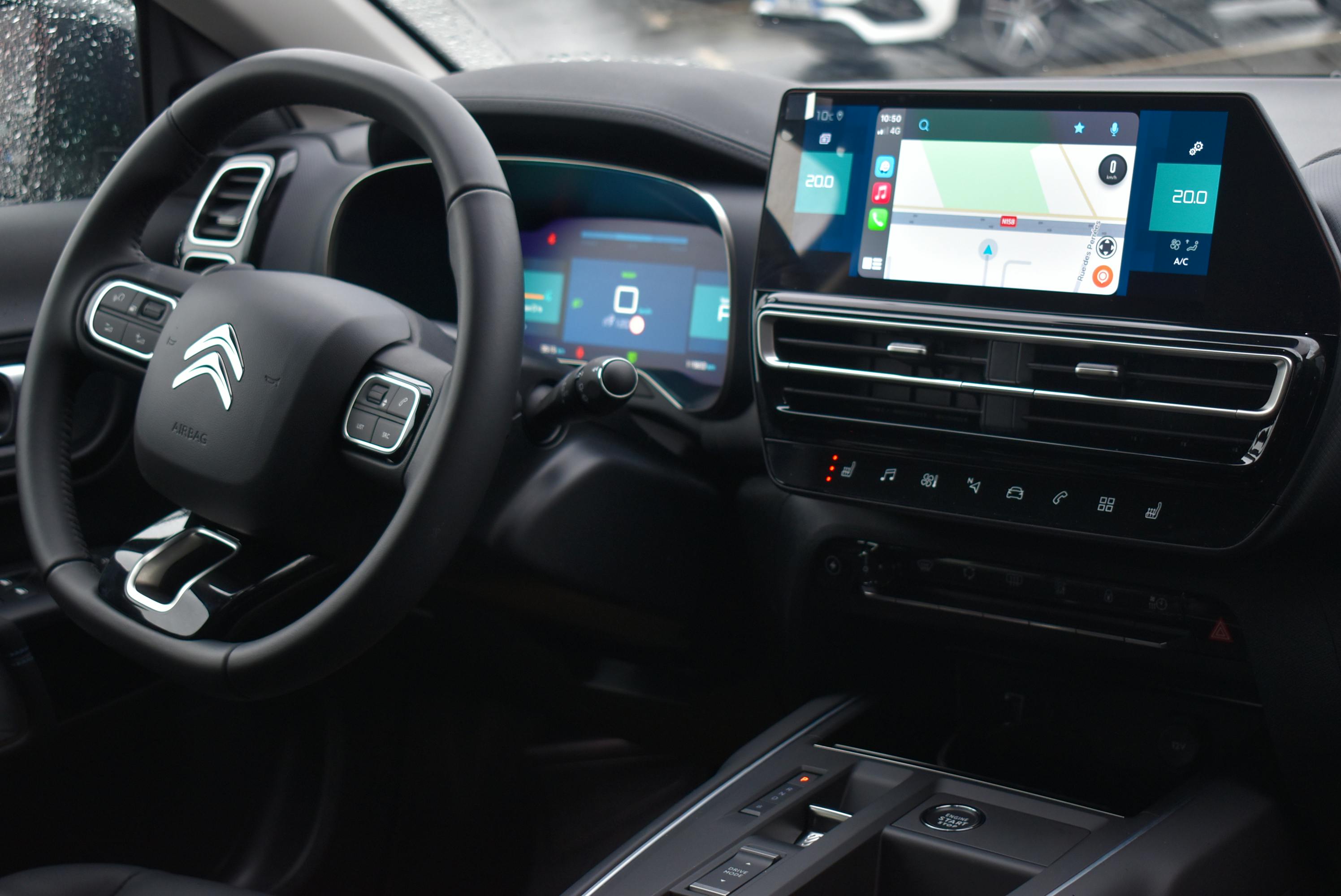 Citroën C5 Aircross  1.6 HYBRIDE RECHARGEABLE 180CH FEEL PACK E-EAT8 occasion - Photo 6