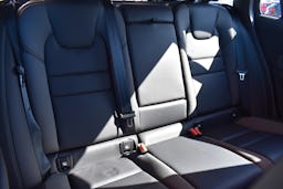 Volvo V60  B3 163CH R-DESIGN DCT 7 occasion - Photo 5