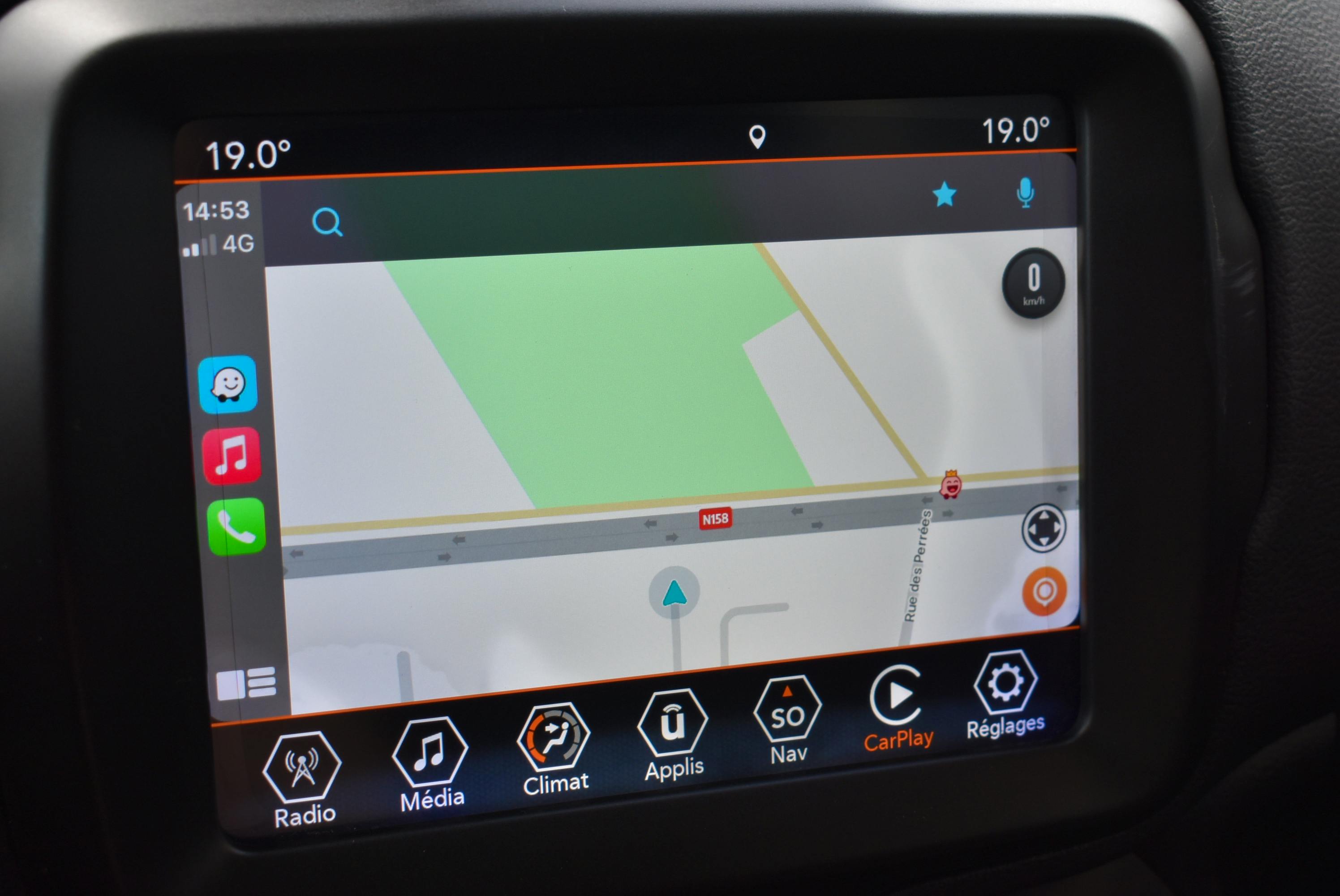 Jeep Renegade  1.3 TURBO T4 240CH 4XE TRAILHAWK AT6 occasion - Photo 11