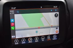 Jeep Renegade  1.3 TURBO T4 240CH 4XE TRAILHAWK AT6 occasion - Photo 11