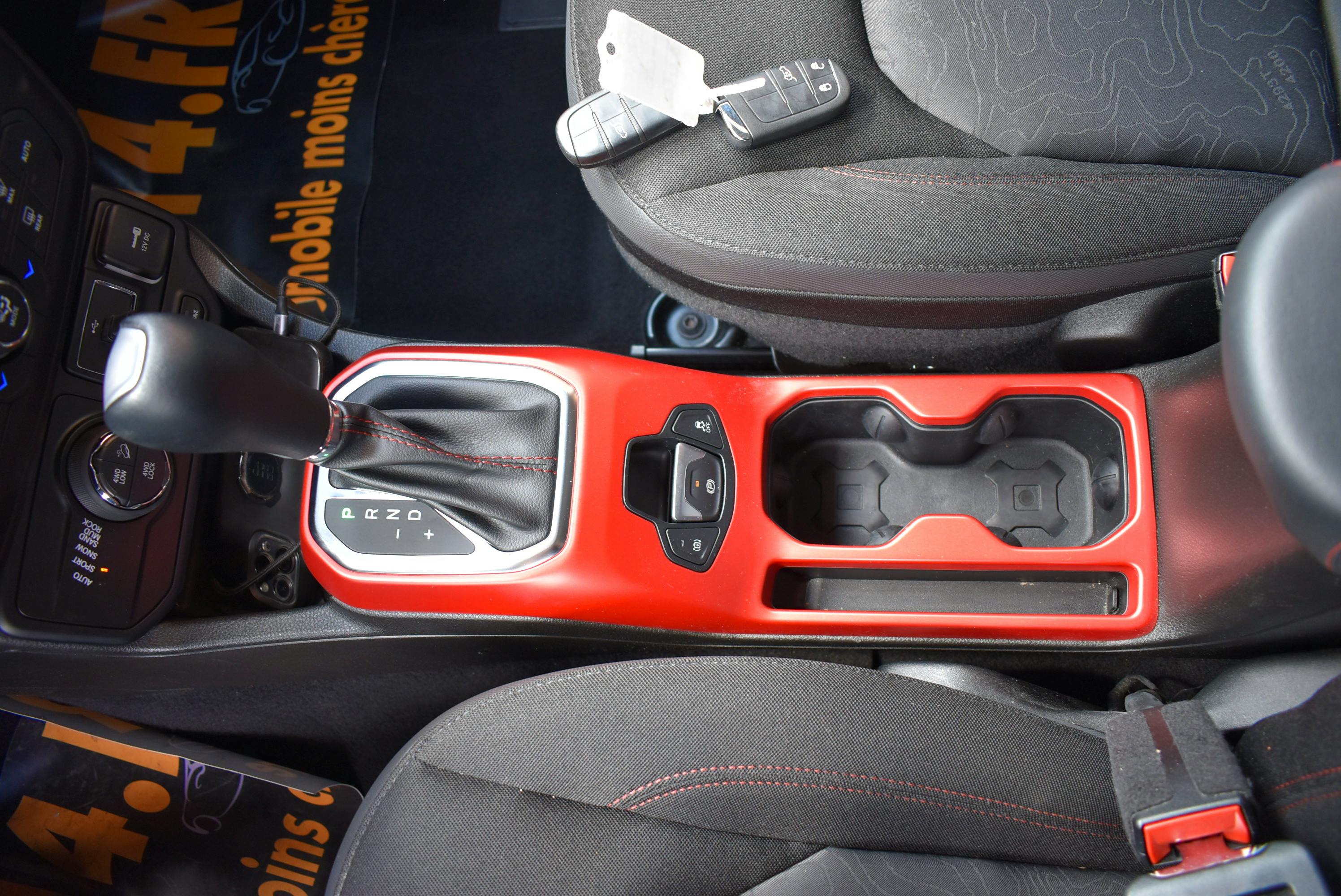 Jeep Renegade  1.3 TURBO T4 240CH 4XE TRAILHAWK AT6 occasion - Photo 14