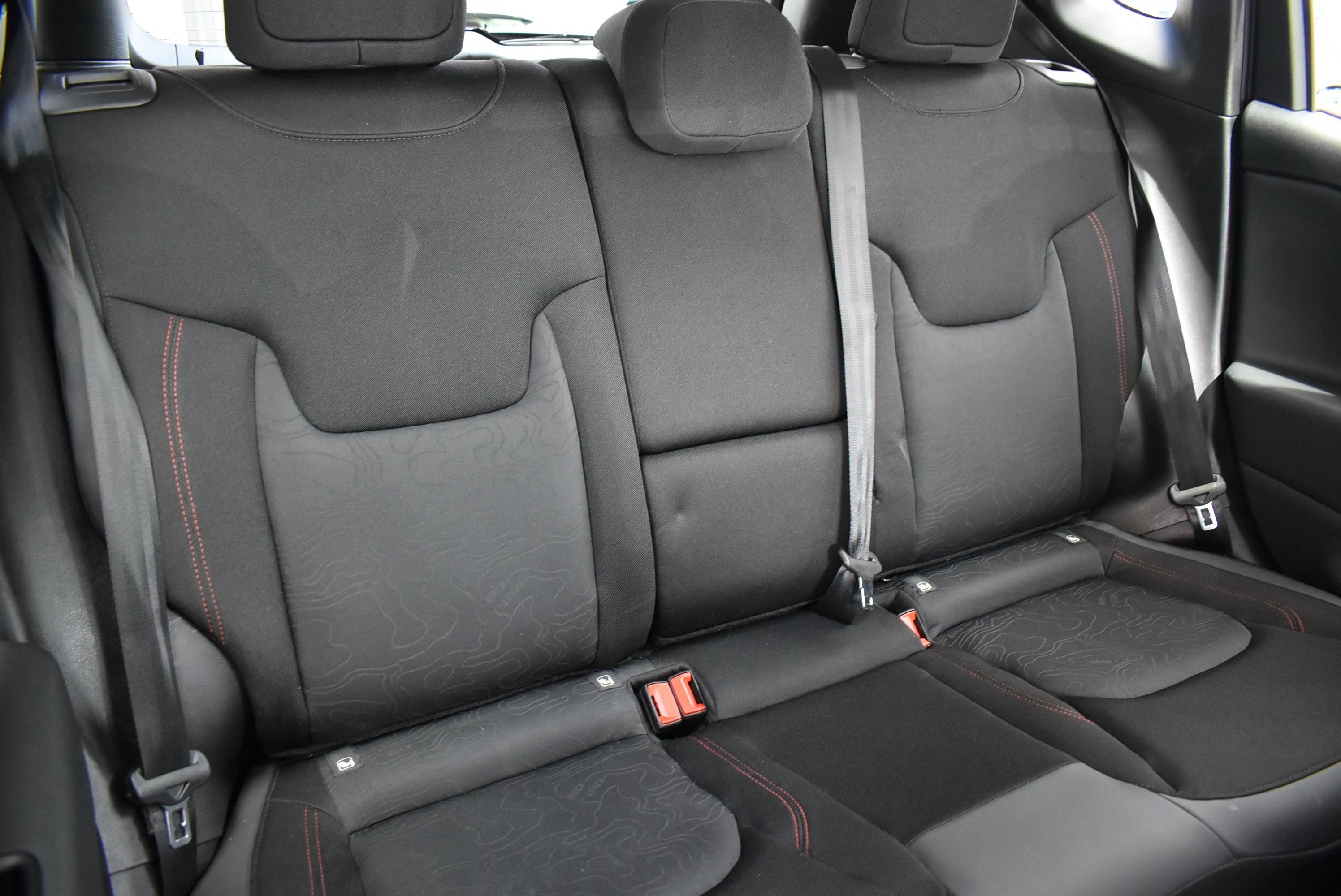 Jeep Renegade  1.3 TURBO T4 240CH 4XE TRAILHAWK AT6 occasion - Photo 5