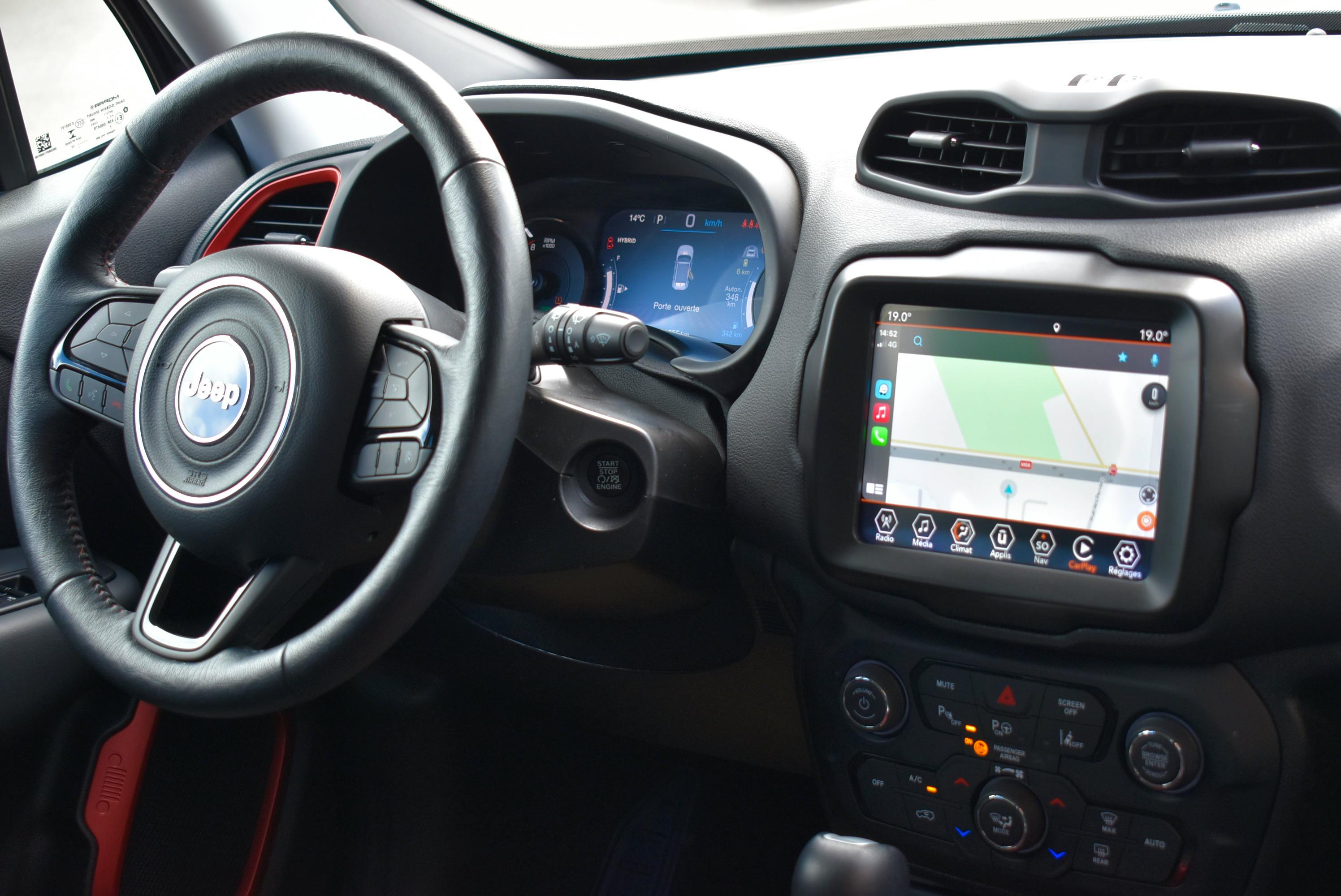 Jeep Renegade  1.3 TURBO T4 240CH 4XE TRAILHAWK AT6 occasion - Photo 6