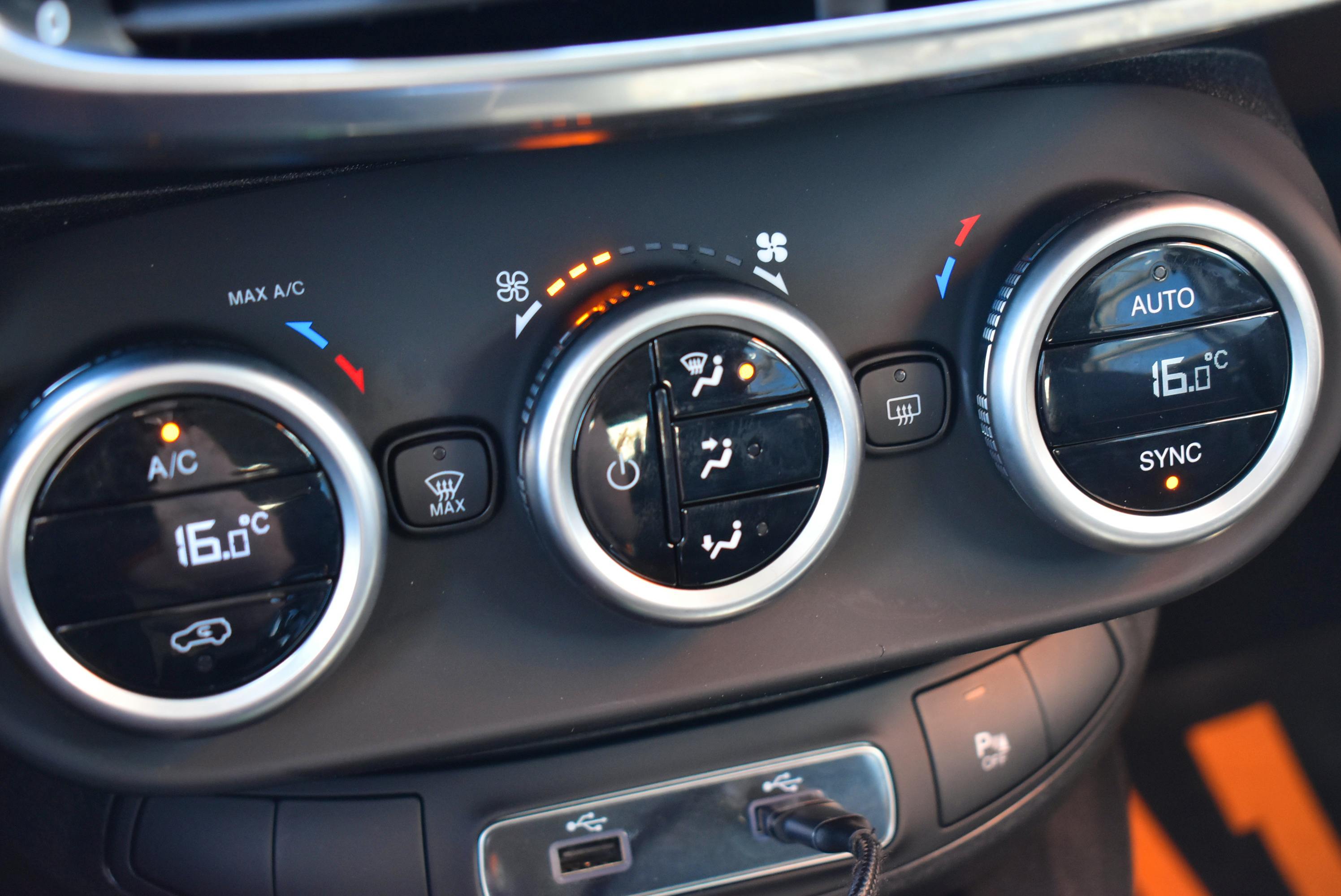Fiat 500X  1.5 FIREFLY TURBO 130CH S/S HYBRID PACK CONFORT & STYLE DCT7 occasion - Photo 13
