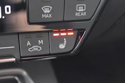 Audi A3  35 TFSI 150CH MILD HYBRID BUSINESS LINE S TRONIC 7 occasion - Photo 33