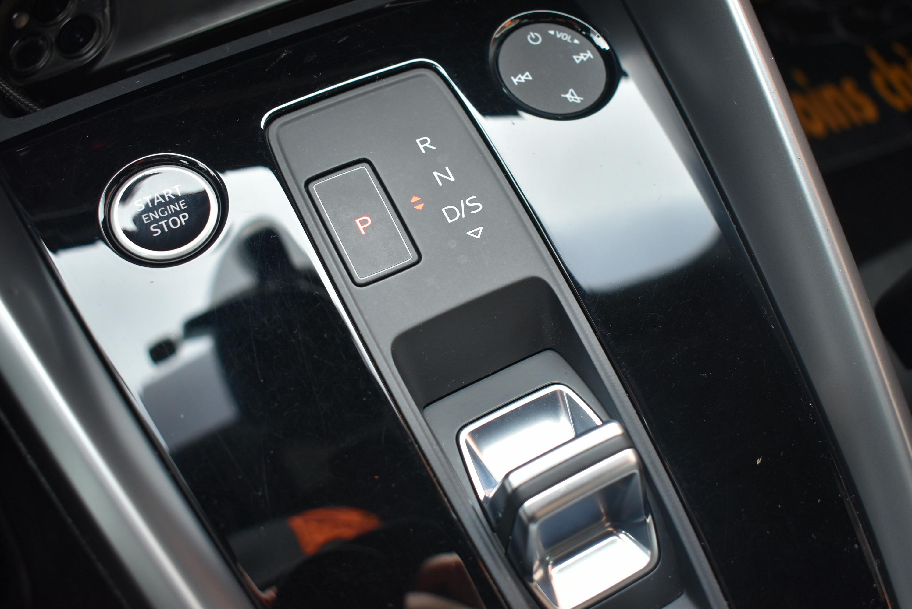 Audi A3  35 TFSI 150CH MILD HYBRID BUSINESS LINE S TRONIC 7 occasion - Photo 36