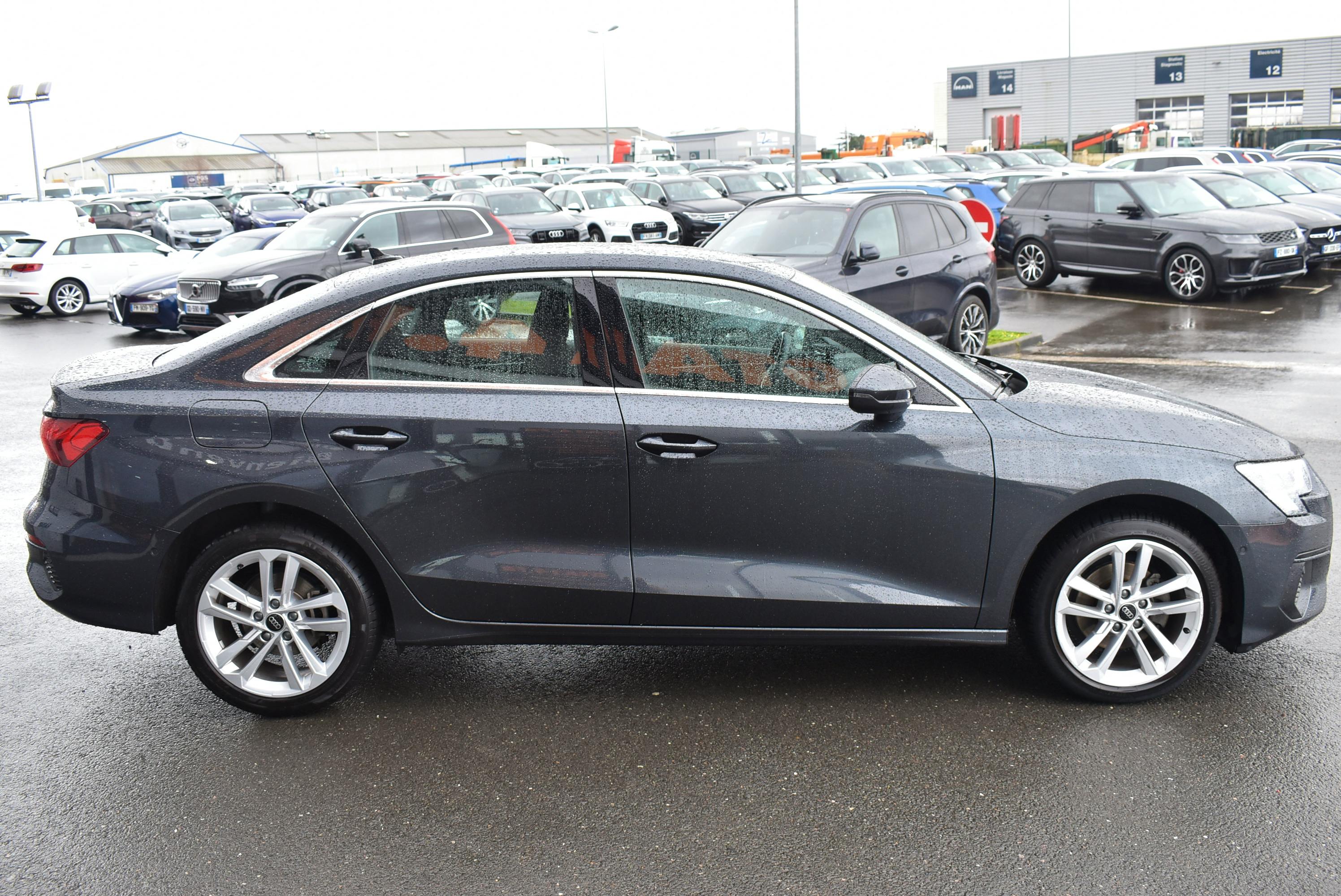 Audi A3  35 TFSI 150CH MILD HYBRID BUSINESS LINE S TRONIC 7 occasion - Photo 4