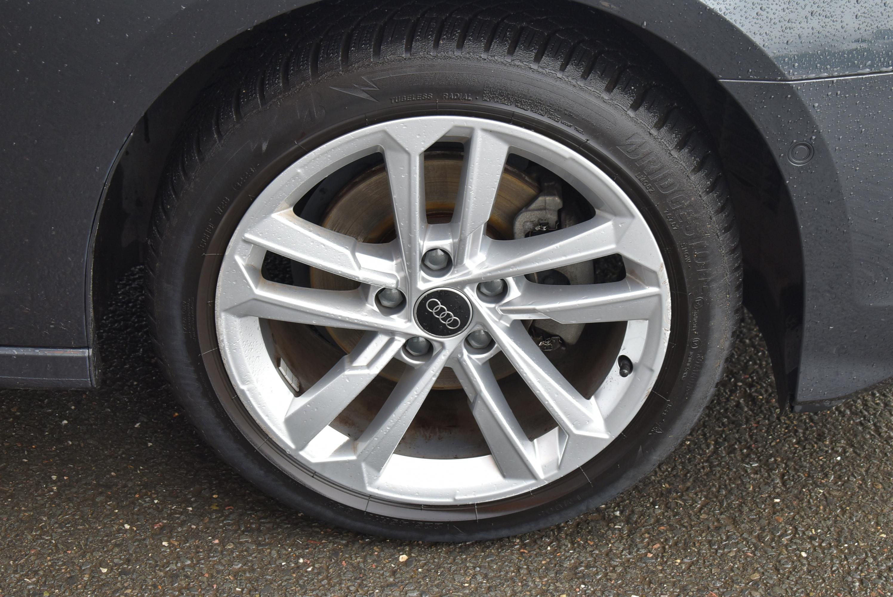 Audi A3  35 TFSI 150CH MILD HYBRID BUSINESS LINE S TRONIC 7 occasion - Photo 42