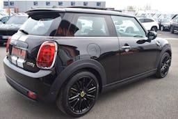Mini Mini  COOPER SE 184CH YOURS  CUIR + T OUVRANT +HARMAN KARDON occasion - Photo 2