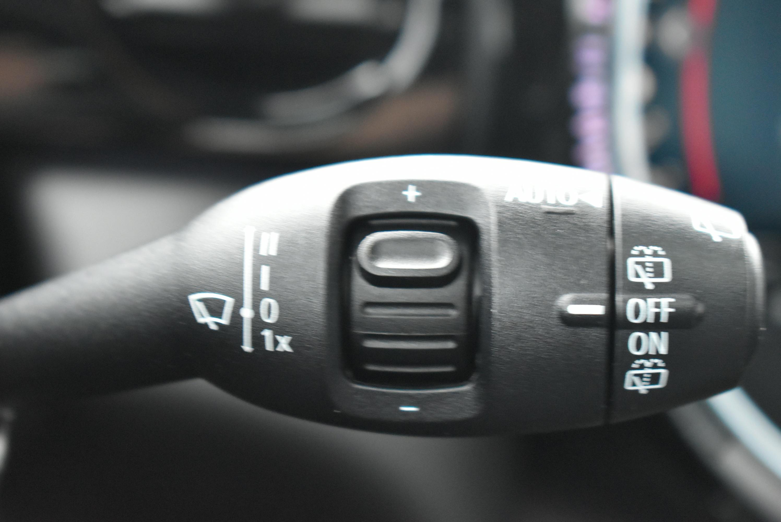 Mini Mini  COOPER SE 184CH YOURS  CUIR + T OUVRANT +HARMAN KARDON occasion - Photo 26