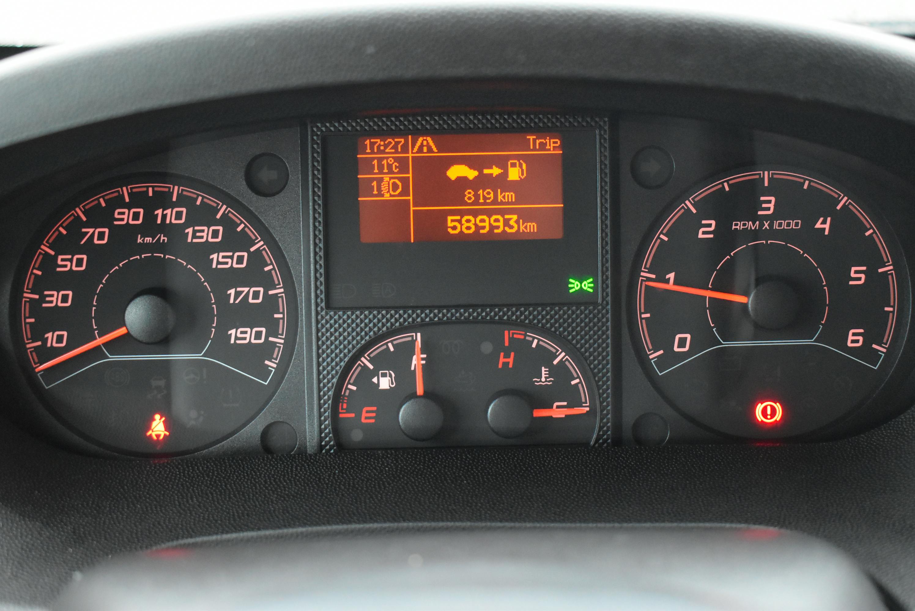 Peugeot Boxer  435 L4H3 2.2 BLUEHDI S&S 140CH ASPHALT occasion - Photo 8