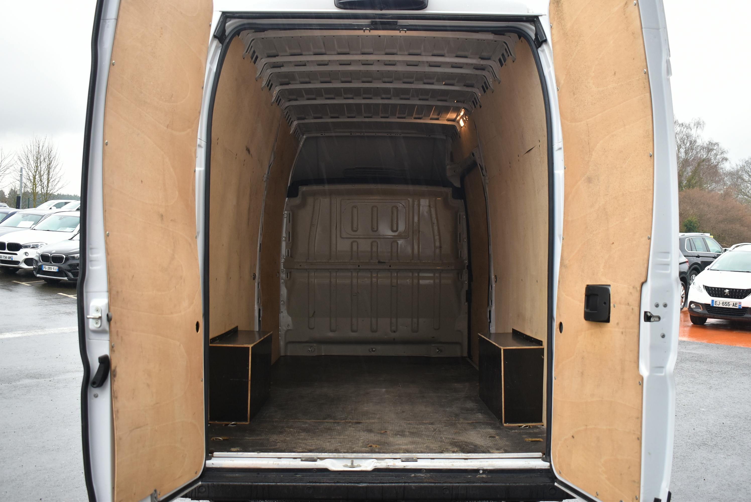 Peugeot Boxer  435 L4H3 2.2 BLUEHDI S&S 140CH ASPHALT occasion - Photo 9