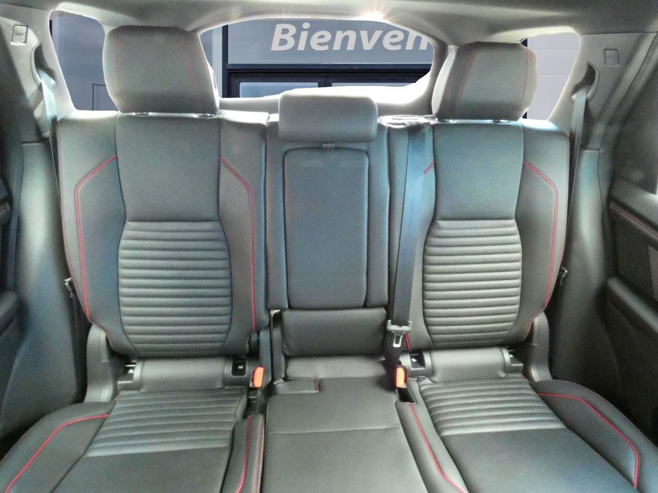 Land Rover Discovery Sport  P300E R-DYNAMIC SE AWD BVA MARK VI occasion - Photo 8