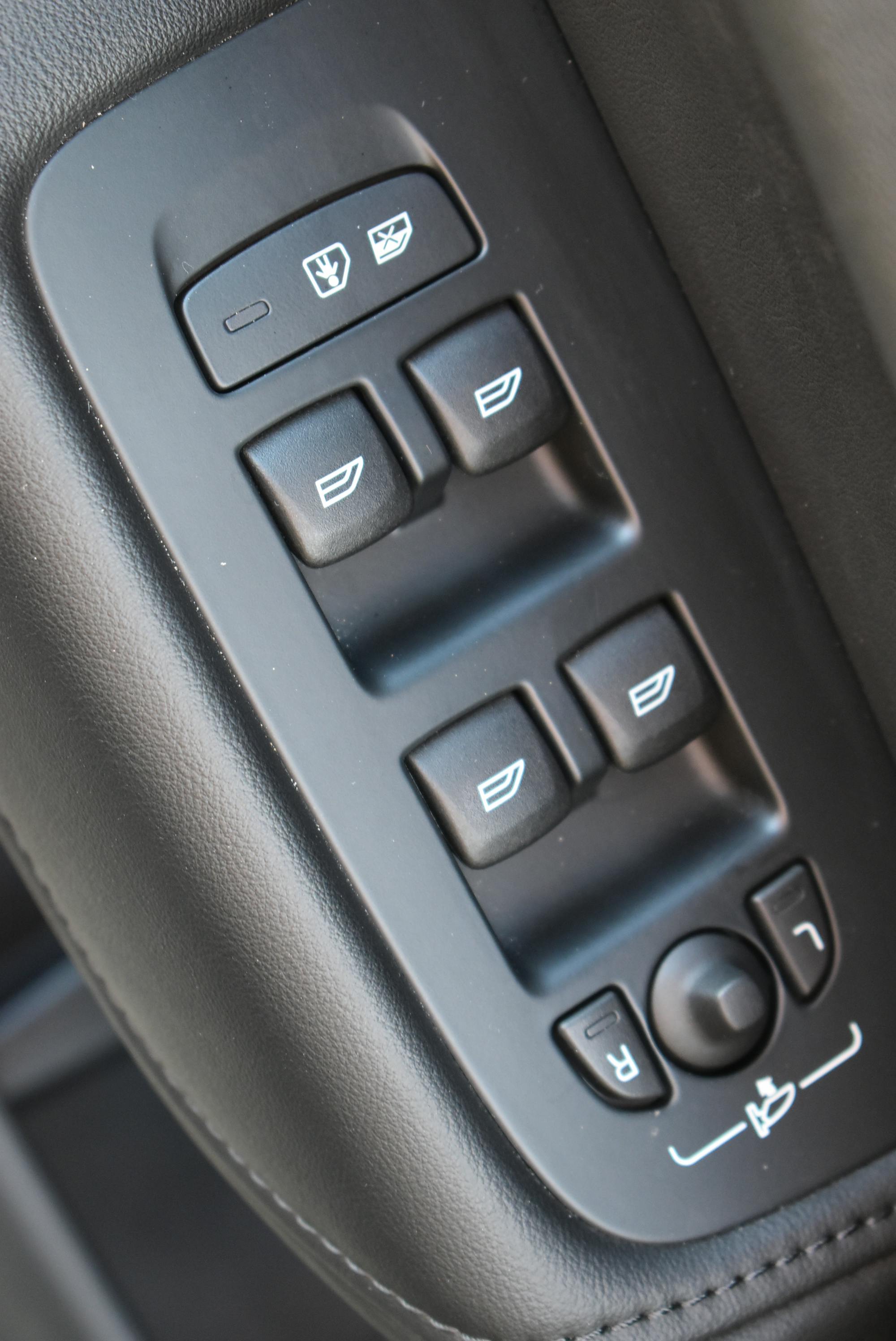 Volvo XC60  T8 AWD RECHARGE 310 + 145CH ULTIMATE STYLE CHROME GEARTRONIC occasion - Photo 21