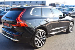 Volvo XC60 T8 Recharge AWD 310 ch + 145 ch Geartronic 8 Ultimate Style Chrome occasion - Photo 2