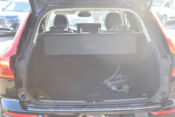 Volvo XC60  T8 Recharge AWD 310 ch + 145 ch Geartronic 8 Ultimate Style Chrome occasion - Photo 9