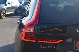 Volvo XC60  T8 Recharge AWD 310 ch + 145 ch Geartronic 8 Ultimate Style Chrome occasion - Photo 38
