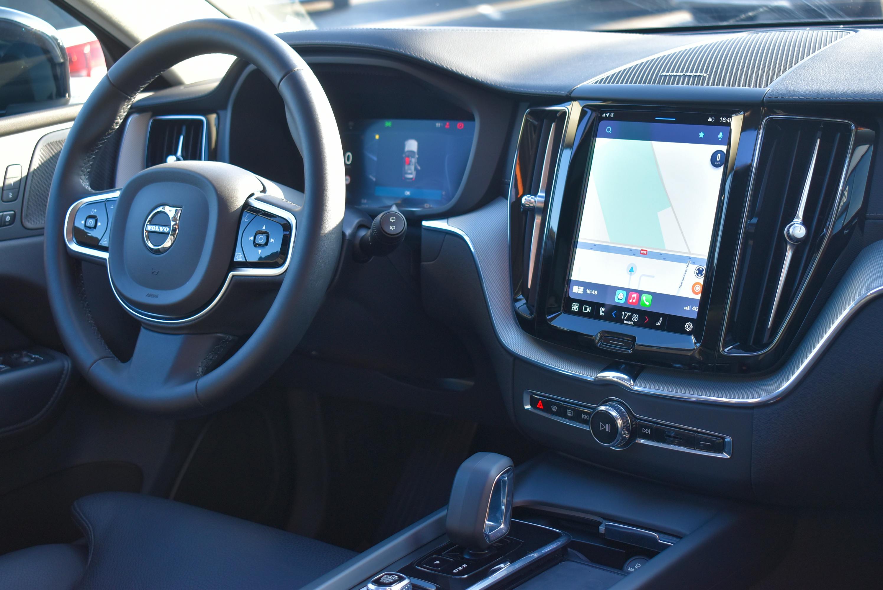 Volvo XC60  T8 AWD RECHARGE 310 + 145CH ULTIMATE STYLE CHROME GEARTRONIC occasion - Photo 6