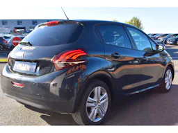 Peugeot 208  PureTech 82ch S&S BVM5 Evap Signature occasion - Photo 2