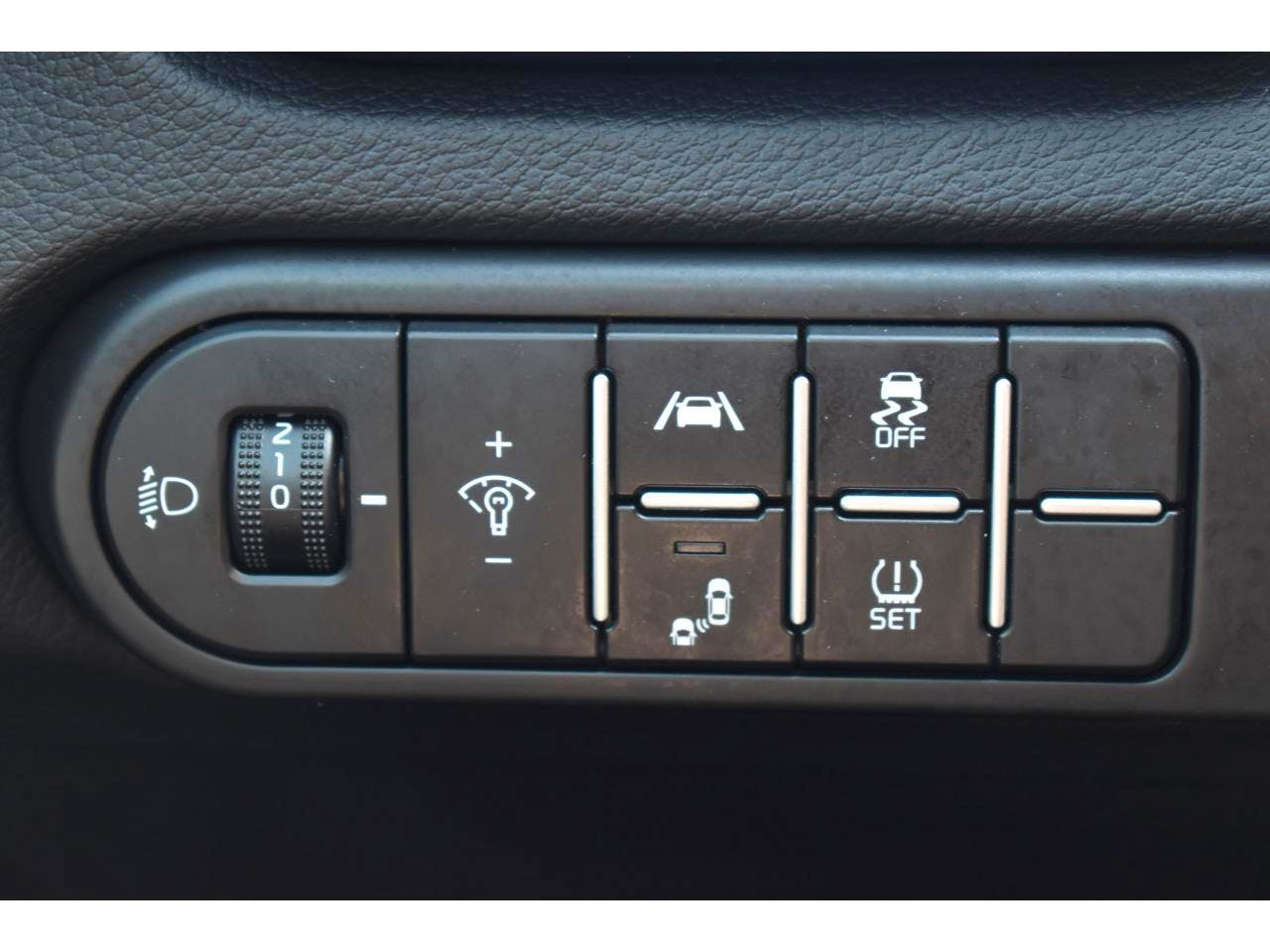 Kia Ceed  1.0 T-GDi 120 ch BVM6 GT Line Premium occasion - Photo 23