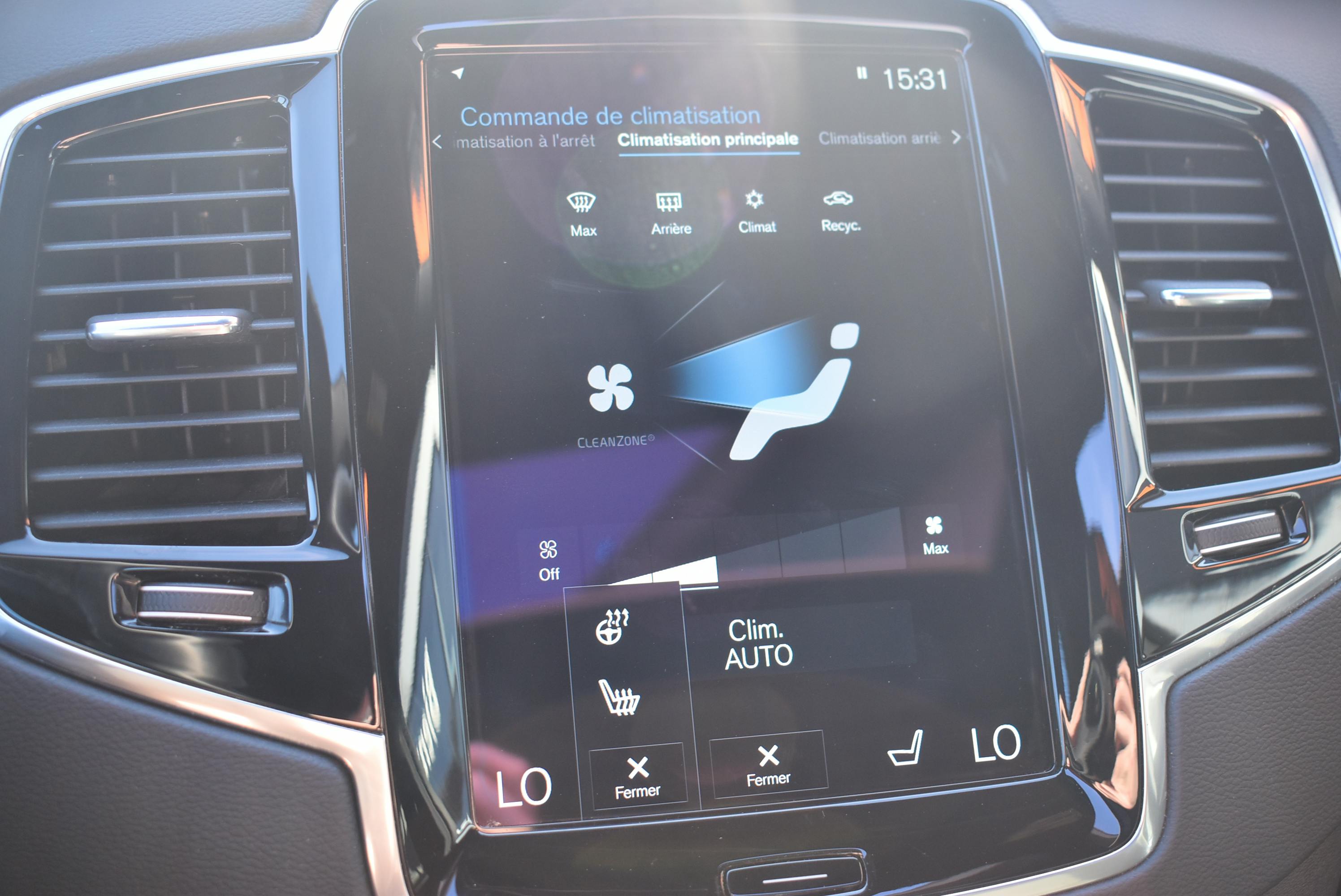 Volvo XC90  T8 AWD 303 + 87CH R-DESIGN GEARTRONIC occasion - Photo 13