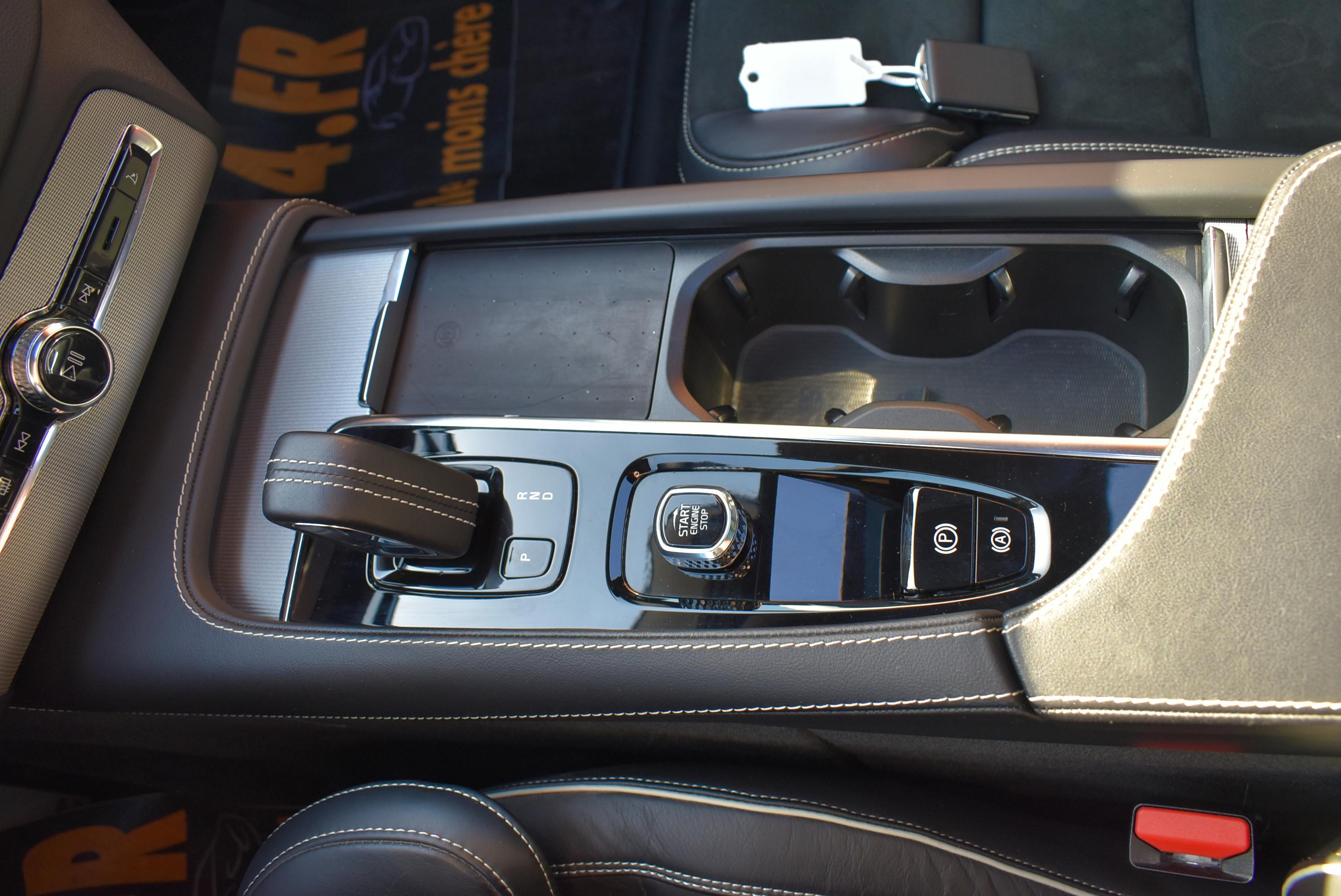 Volvo XC90  T8 AWD 303 + 87CH R-DESIGN GEARTRONIC occasion - Photo 14