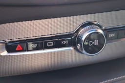 Volvo XC90  T8 AWD 303 + 87CH R-DESIGN GEARTRONIC occasion - Photo 31