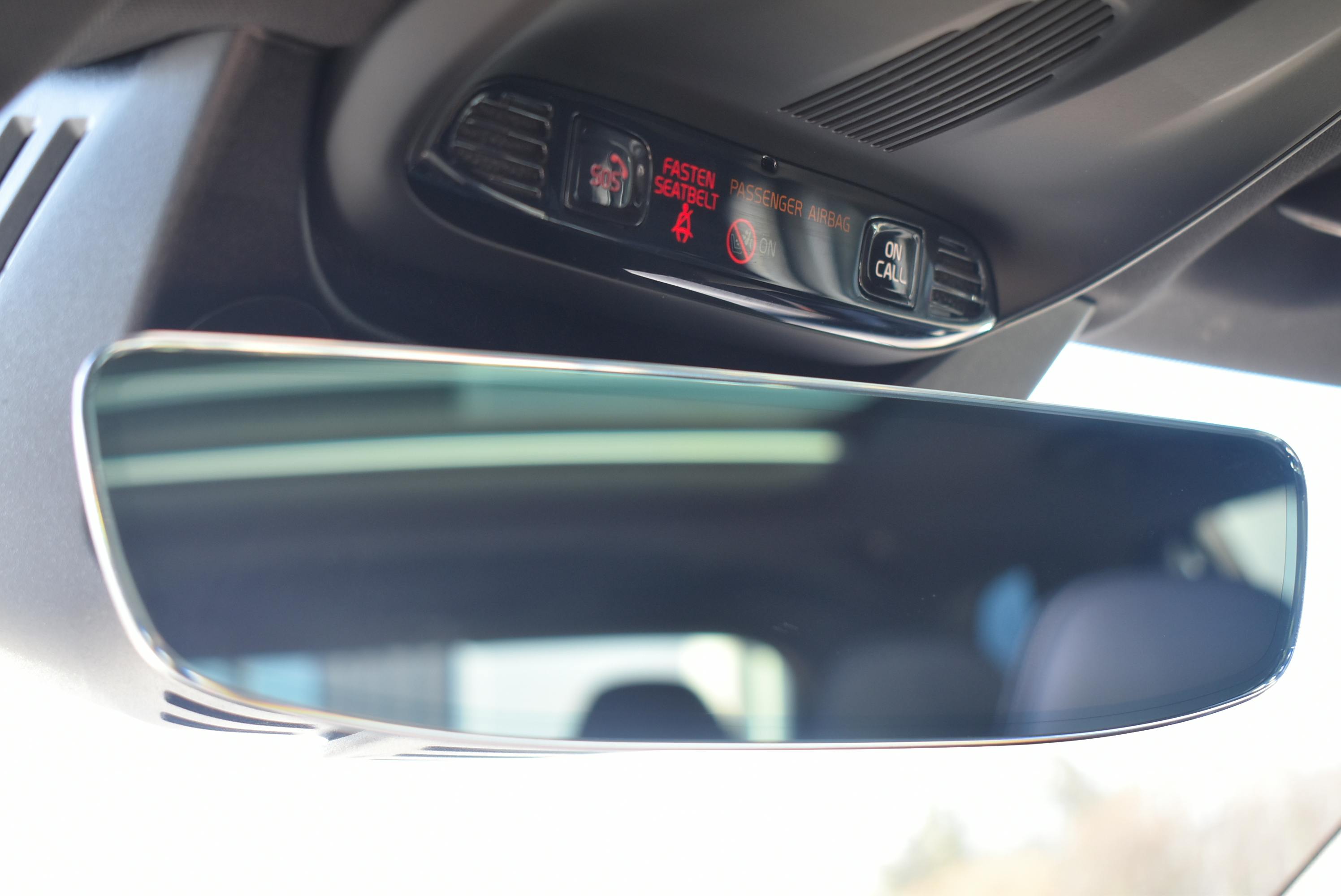 Volvo XC90  T8 AWD 303 + 87CH R-DESIGN GEARTRONIC occasion - Photo 35