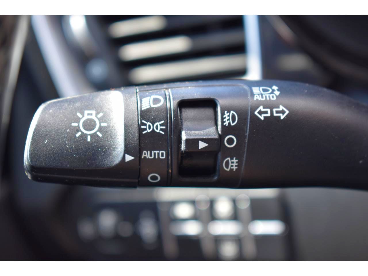 Kia Ceed SW  CEED SW 1.0 T-GDi 120 ch ISG BVM6 GT Line occasion - Photo 24