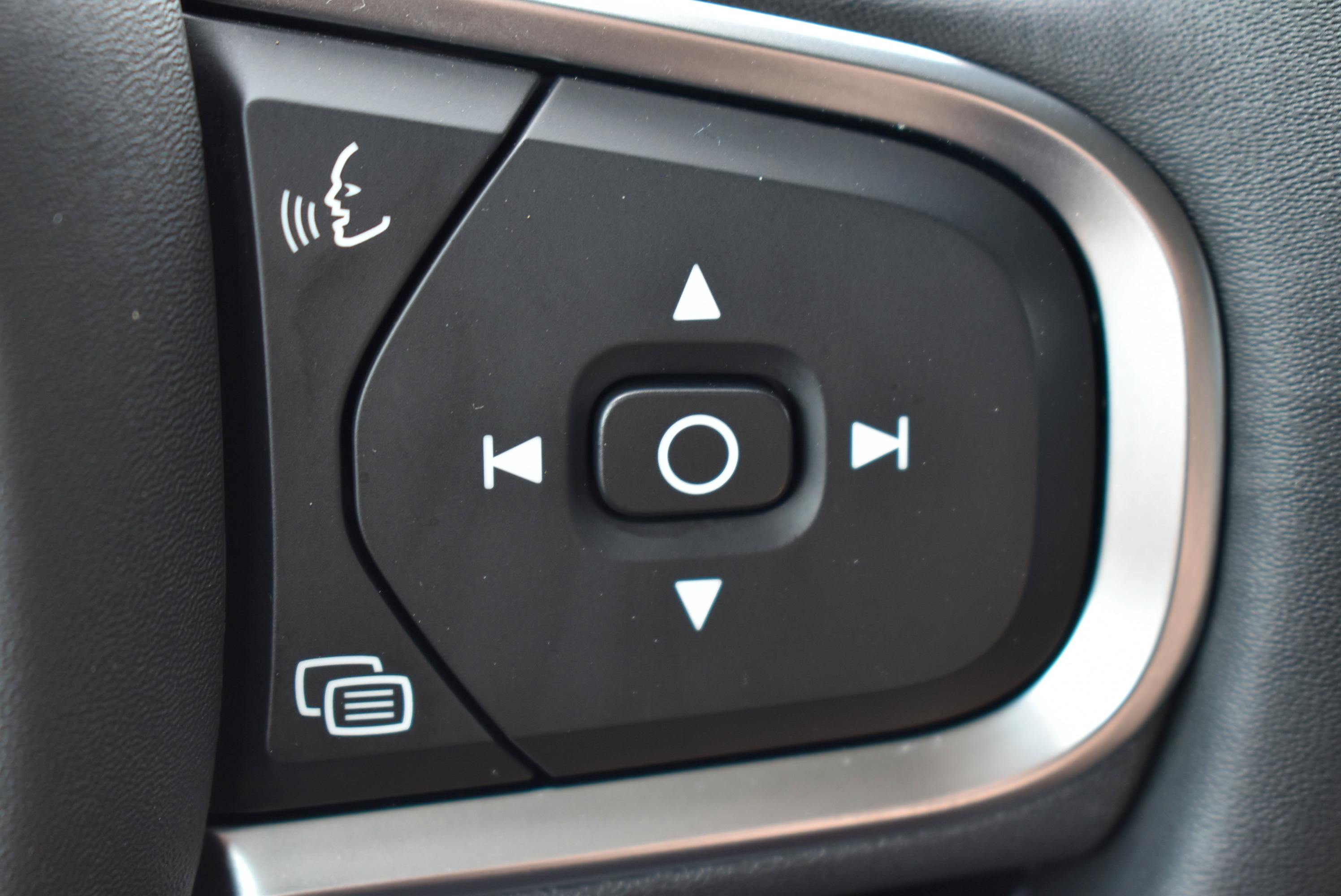 Volvo V60  B4 197CH START GEARTRONIC 8 occasion - Photo 22