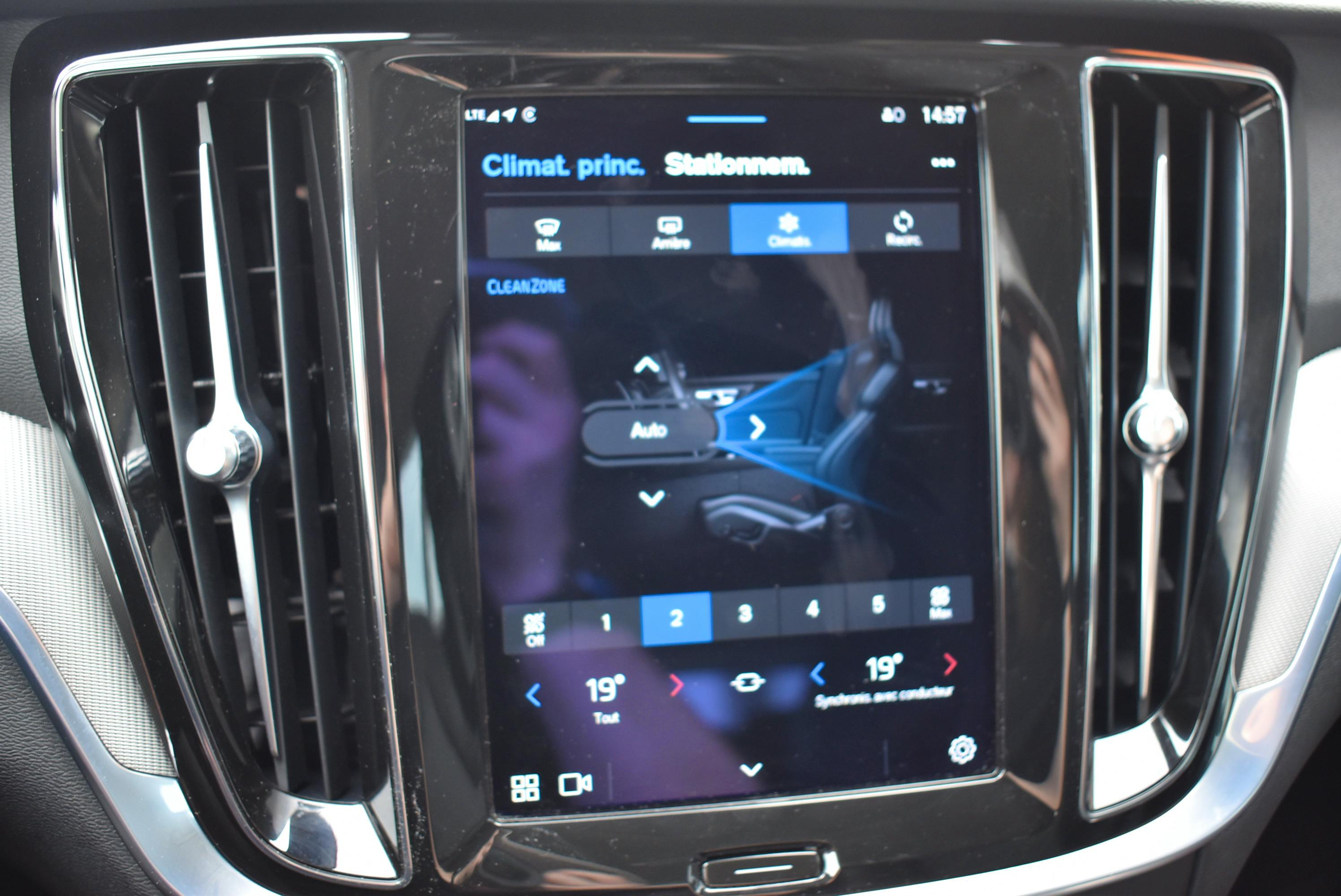 Volvo V60  B4 197CH START GEARTRONIC 8 occasion - Photo 25