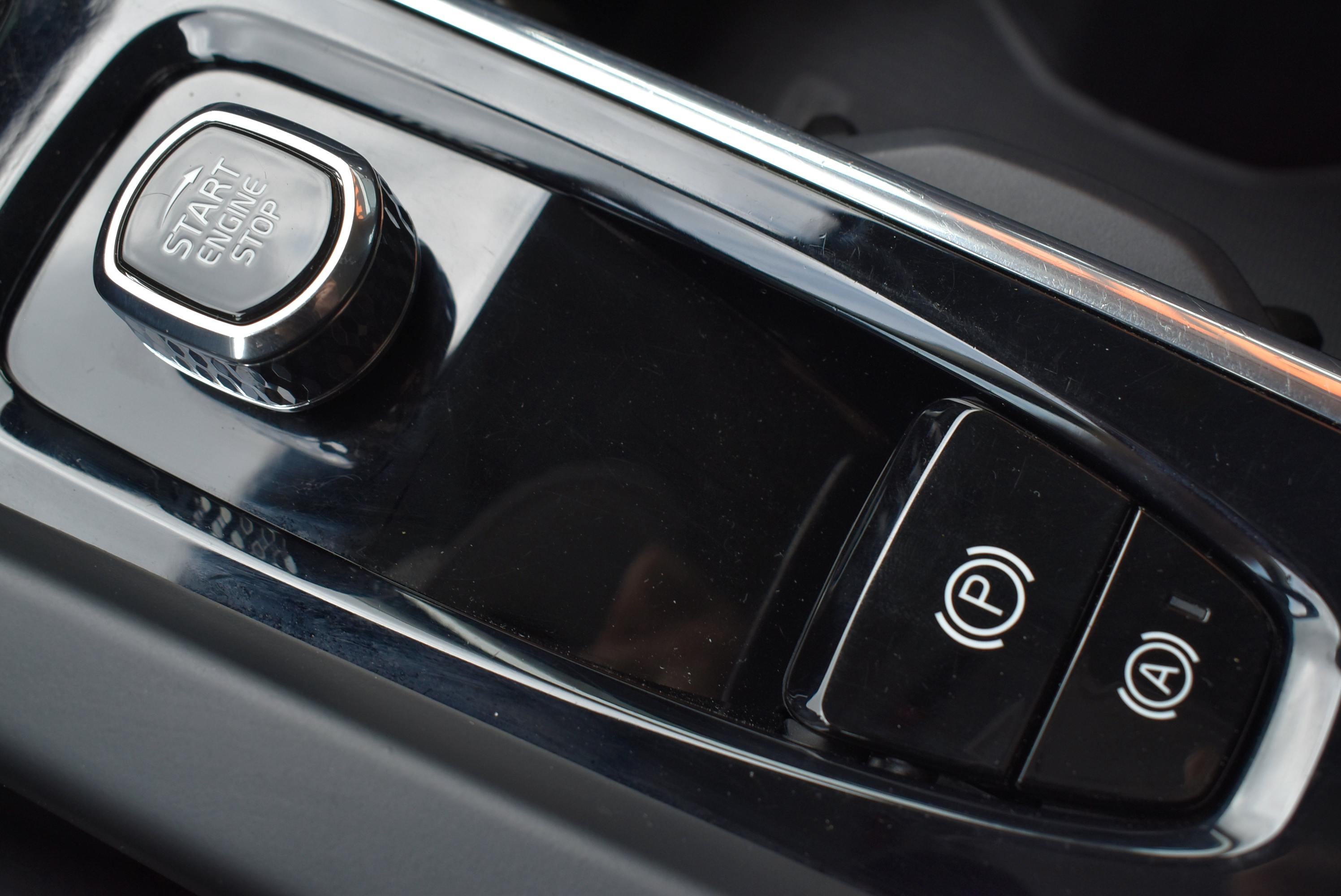 Volvo V60  B4 197CH START GEARTRONIC 8 occasion - Photo 27